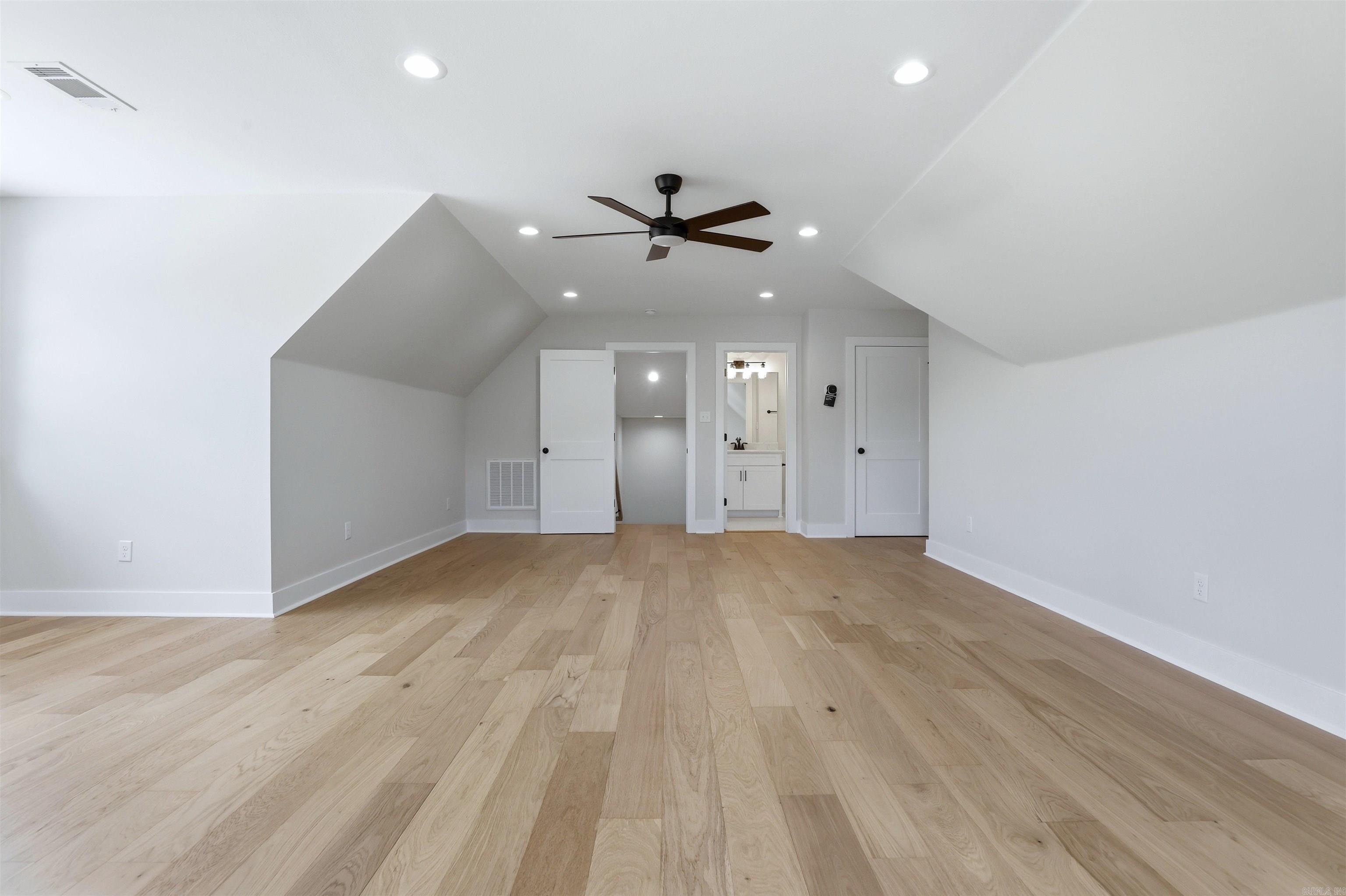 7612 S Shoreline Blvd Property Photo 35