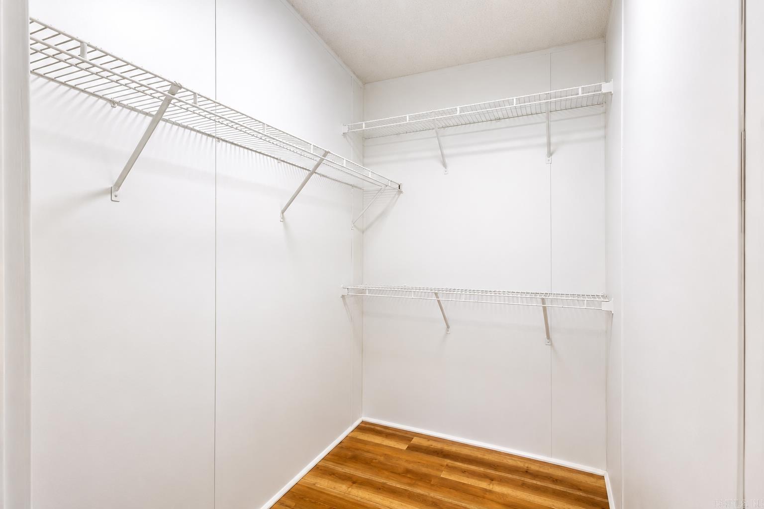 1511 Budwood Ave Property Photo 18