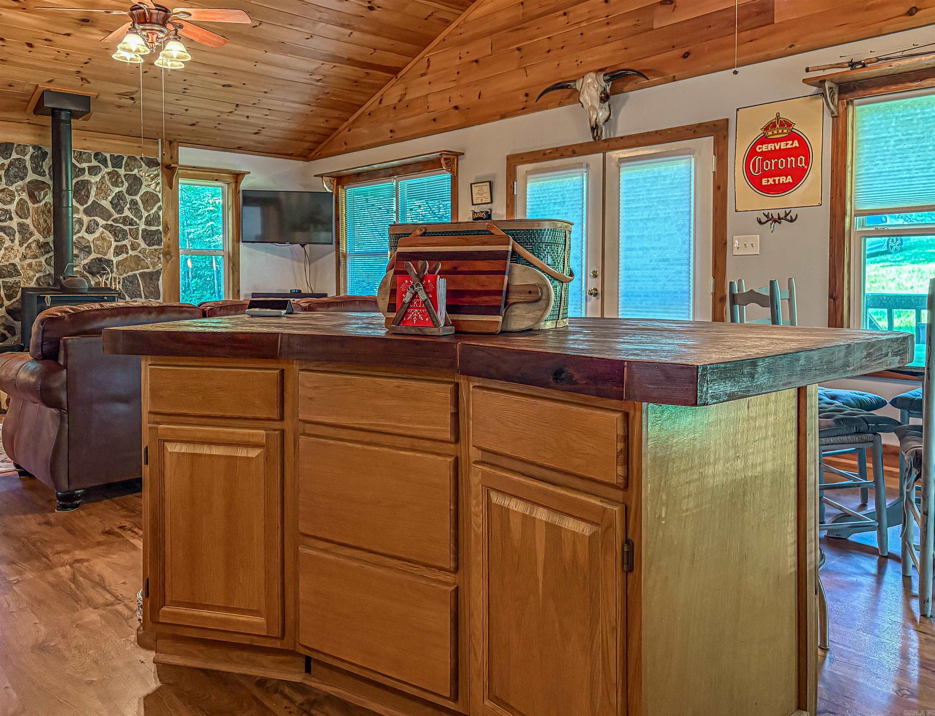 2205 Mc 6035 Property Photo 16