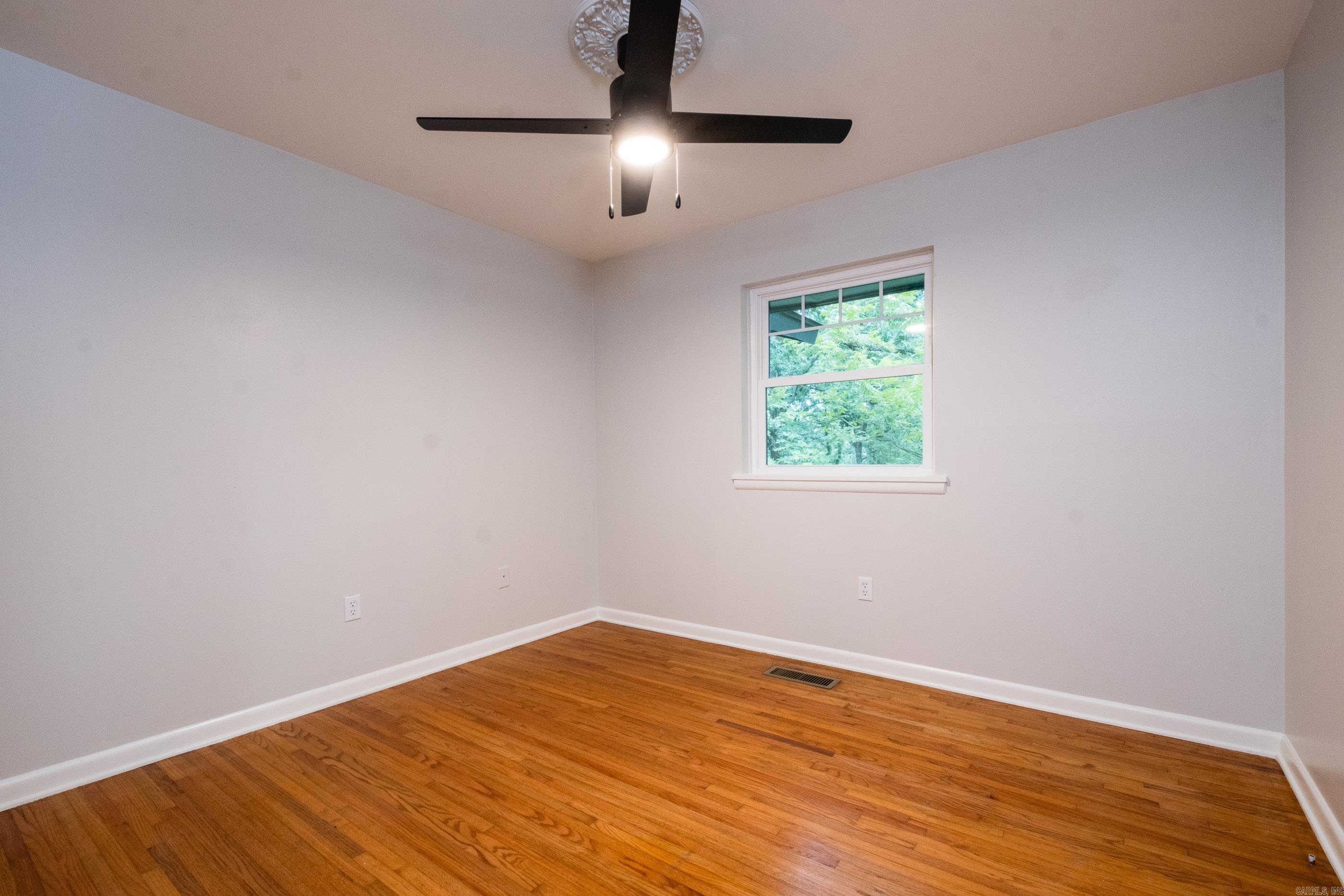 5000 Arlington Drive Property Photo 14