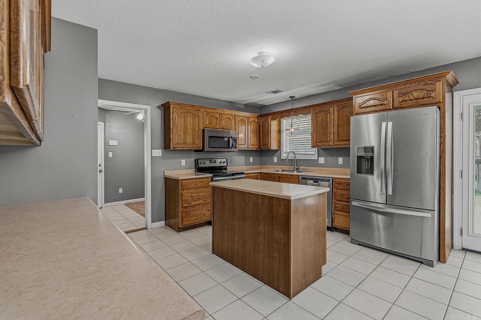 4604 Gregory Cove Property Photo 10