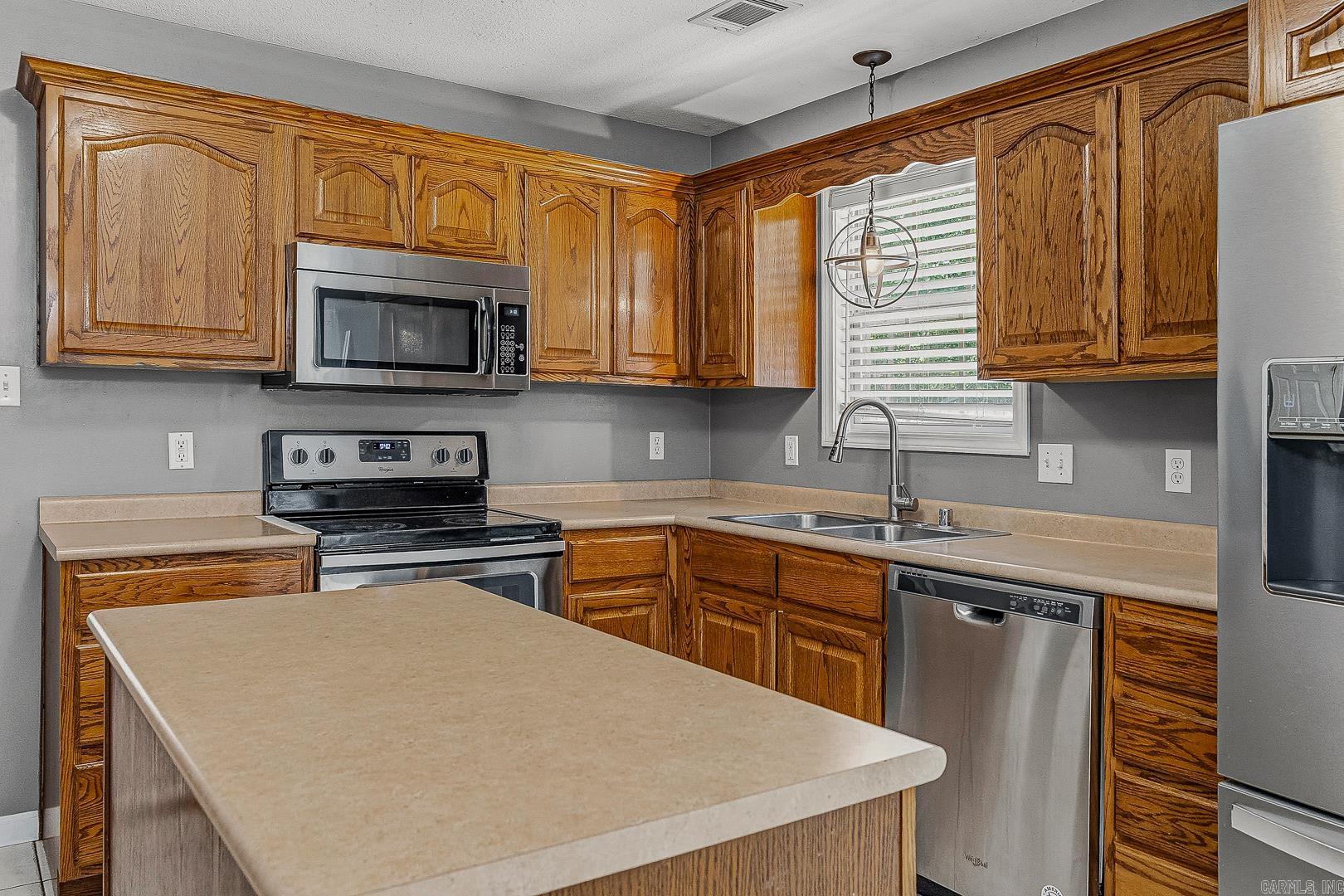 4604 Gregory Cove Property Photo 11