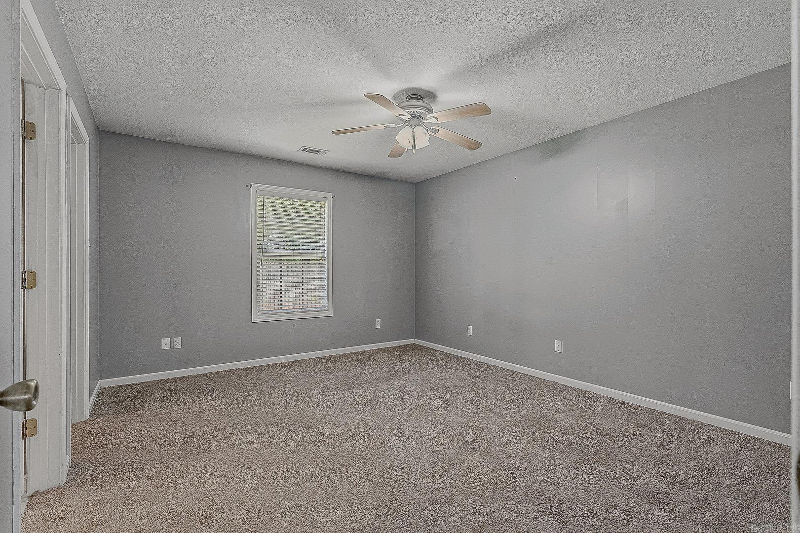4604 Gregory Cove Property Photo 13