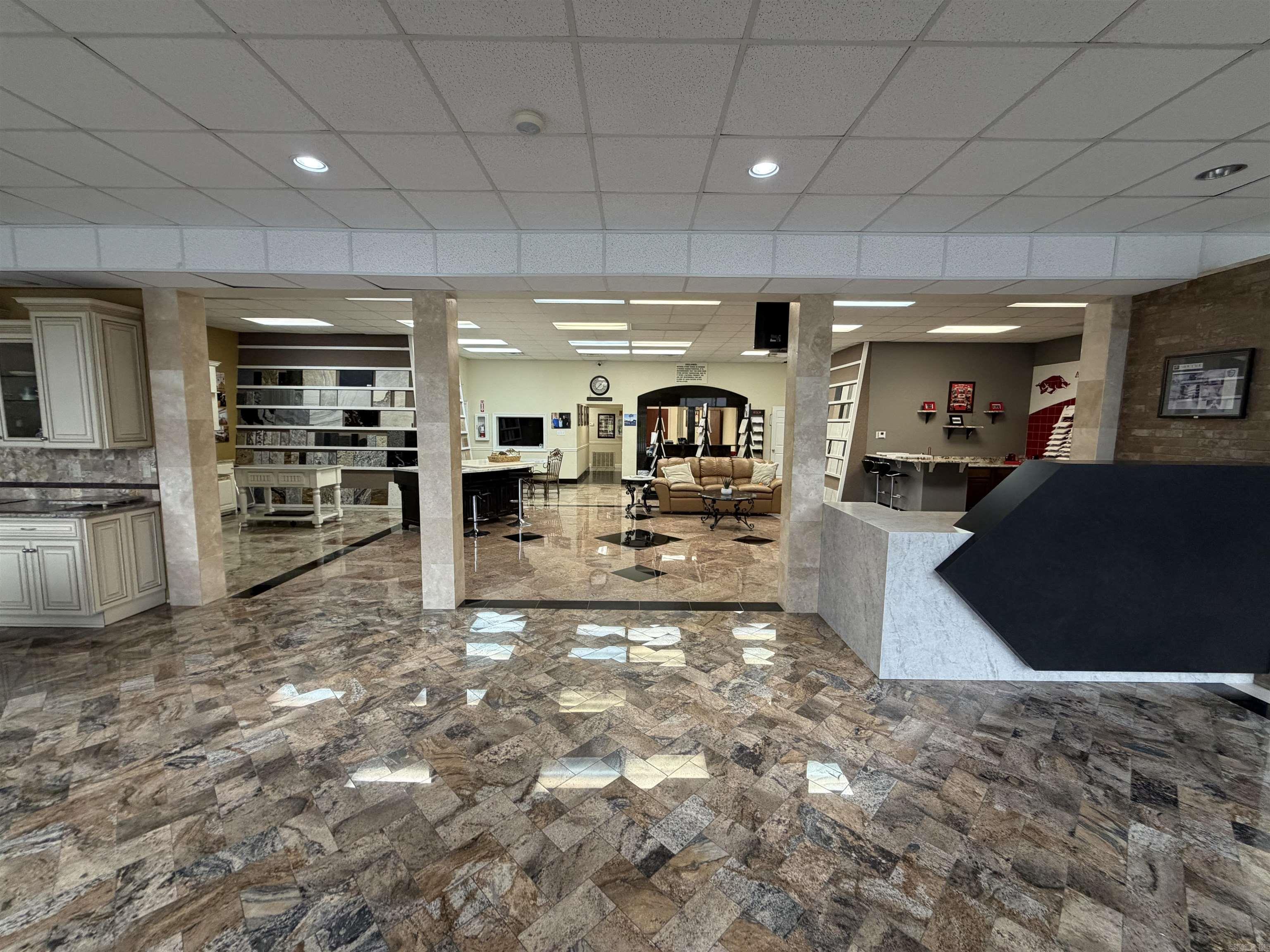 18525 Interstate 30 Property Photo 15
