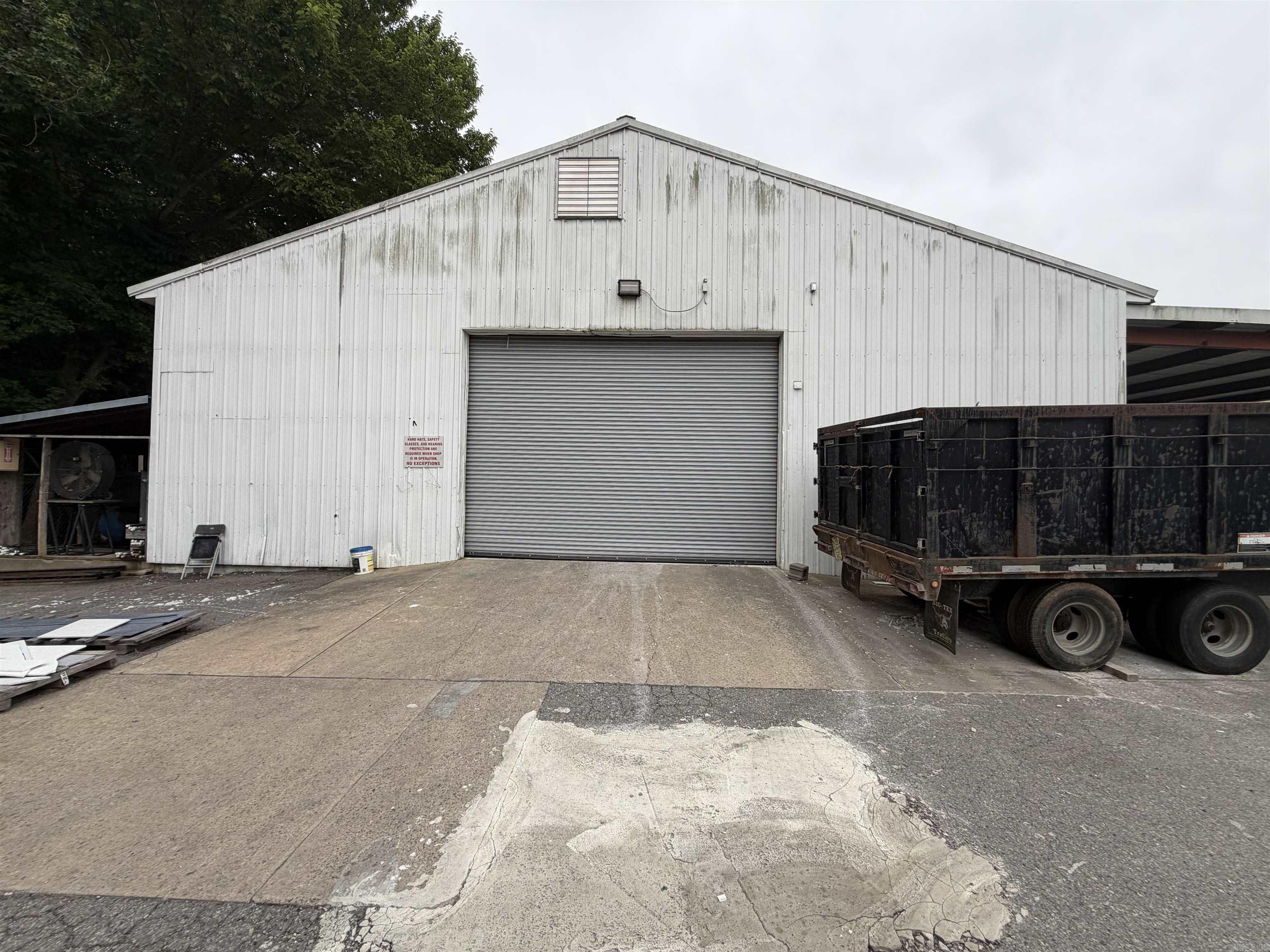 18525 Interstate 30 Property Photo 23