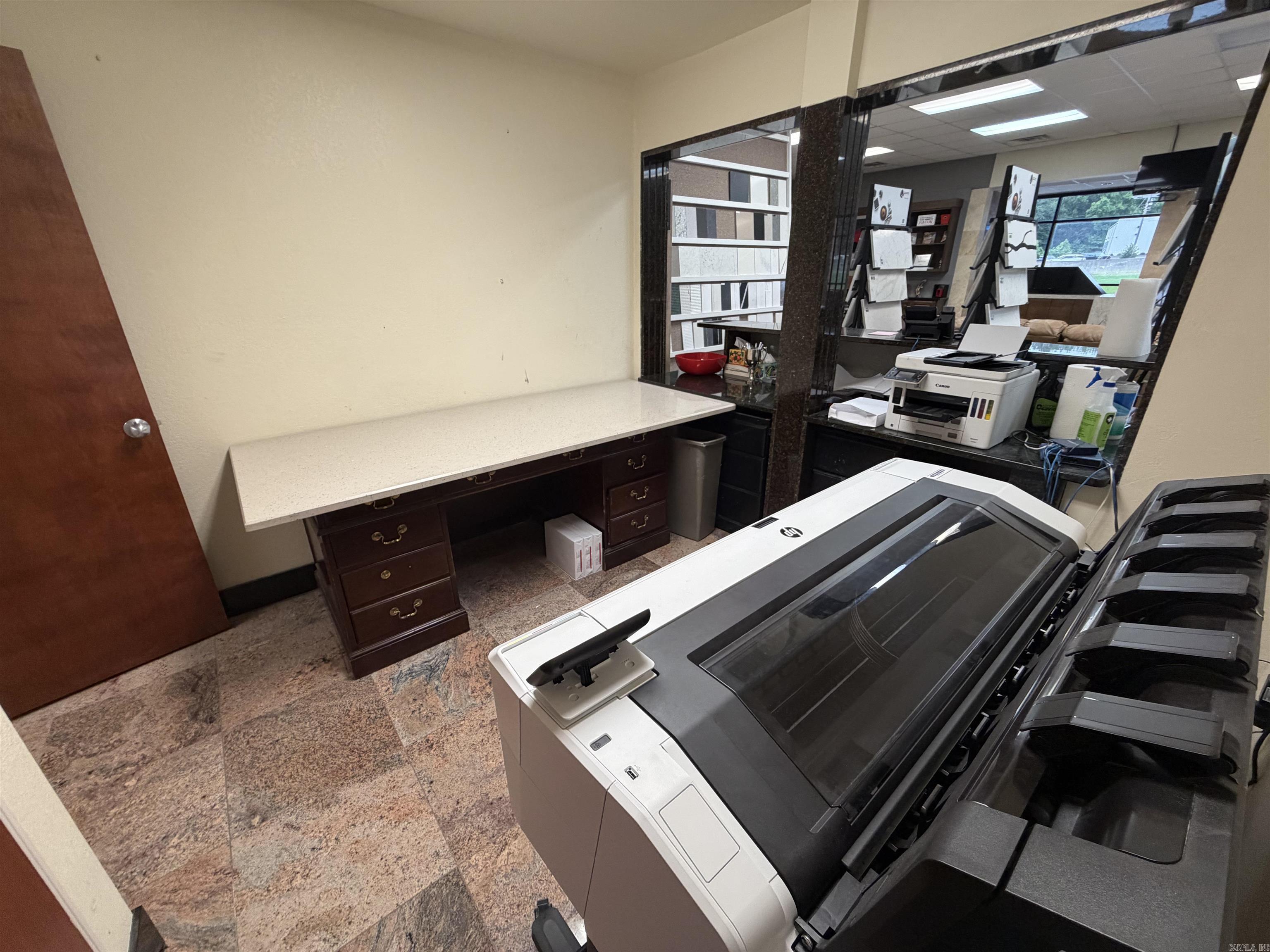 18525 Interstate 30 Property Photo 28