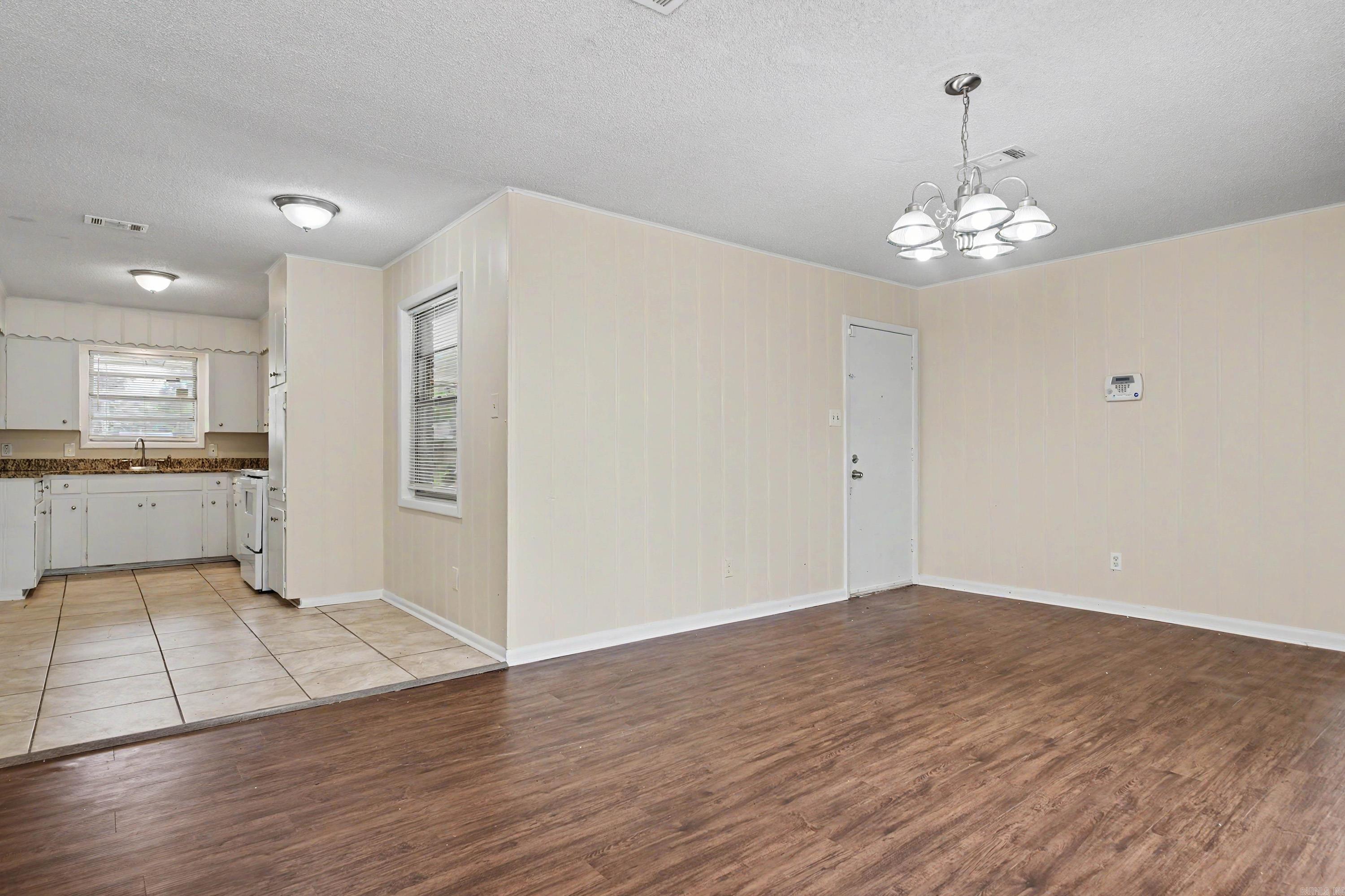 5601 Bliss Circle Property Photo 14