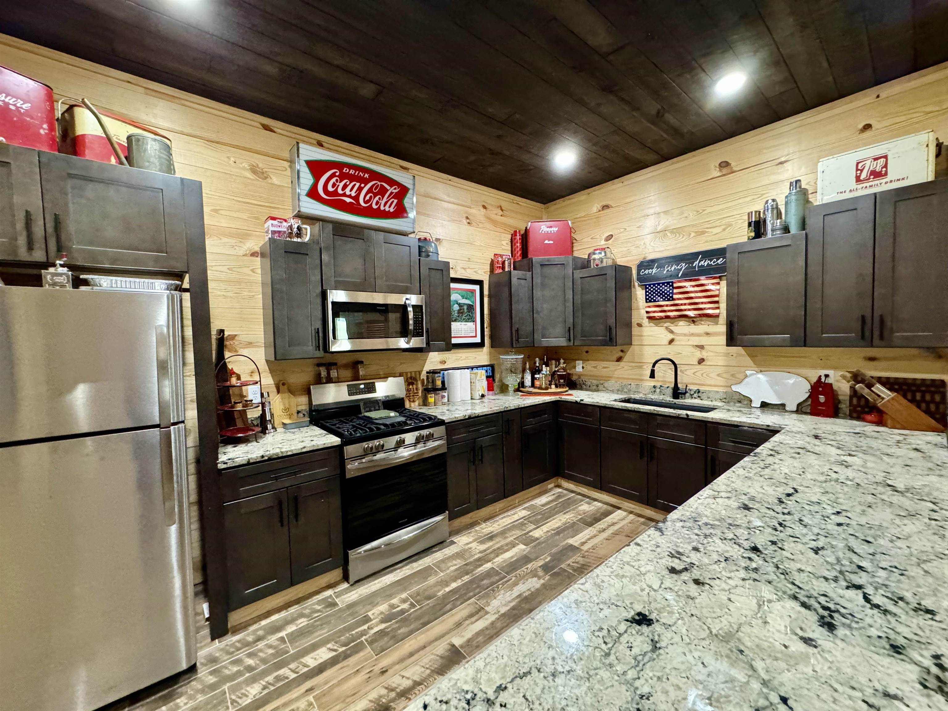 505 Possum Trot Road Property Photo 6