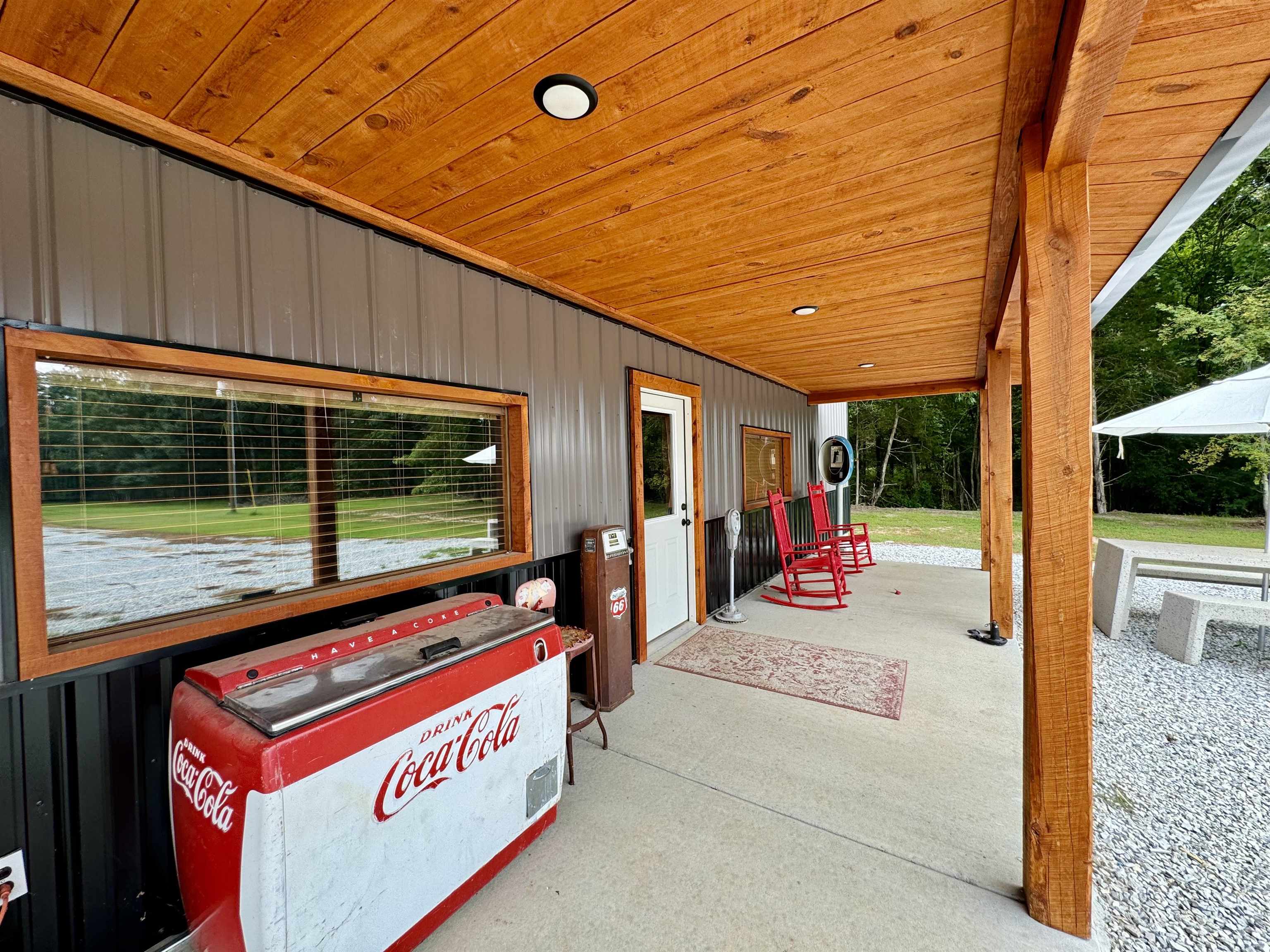 505 Possum Trot Road Property Photo 12