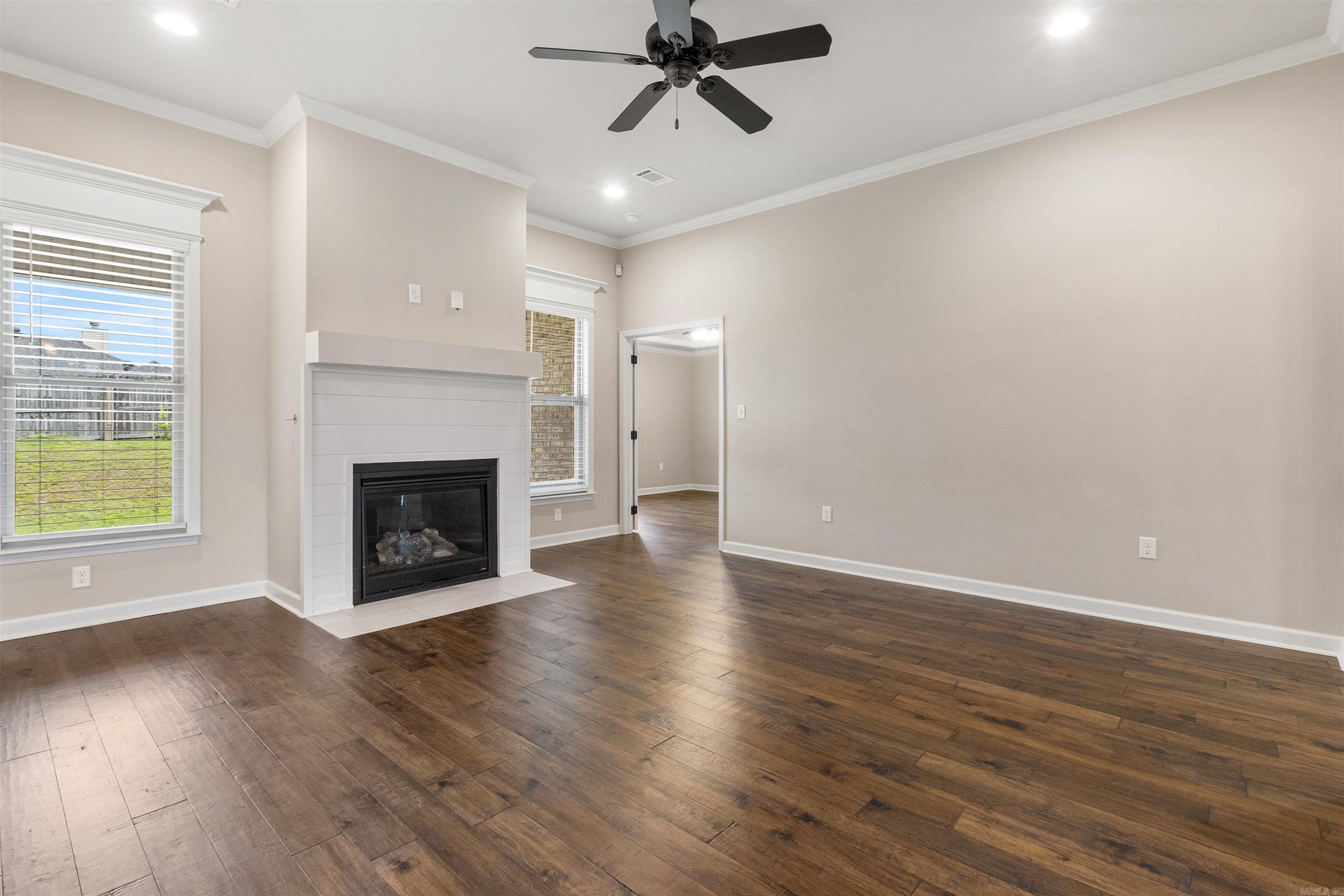 102 Sanibel Circle Property Photo 3