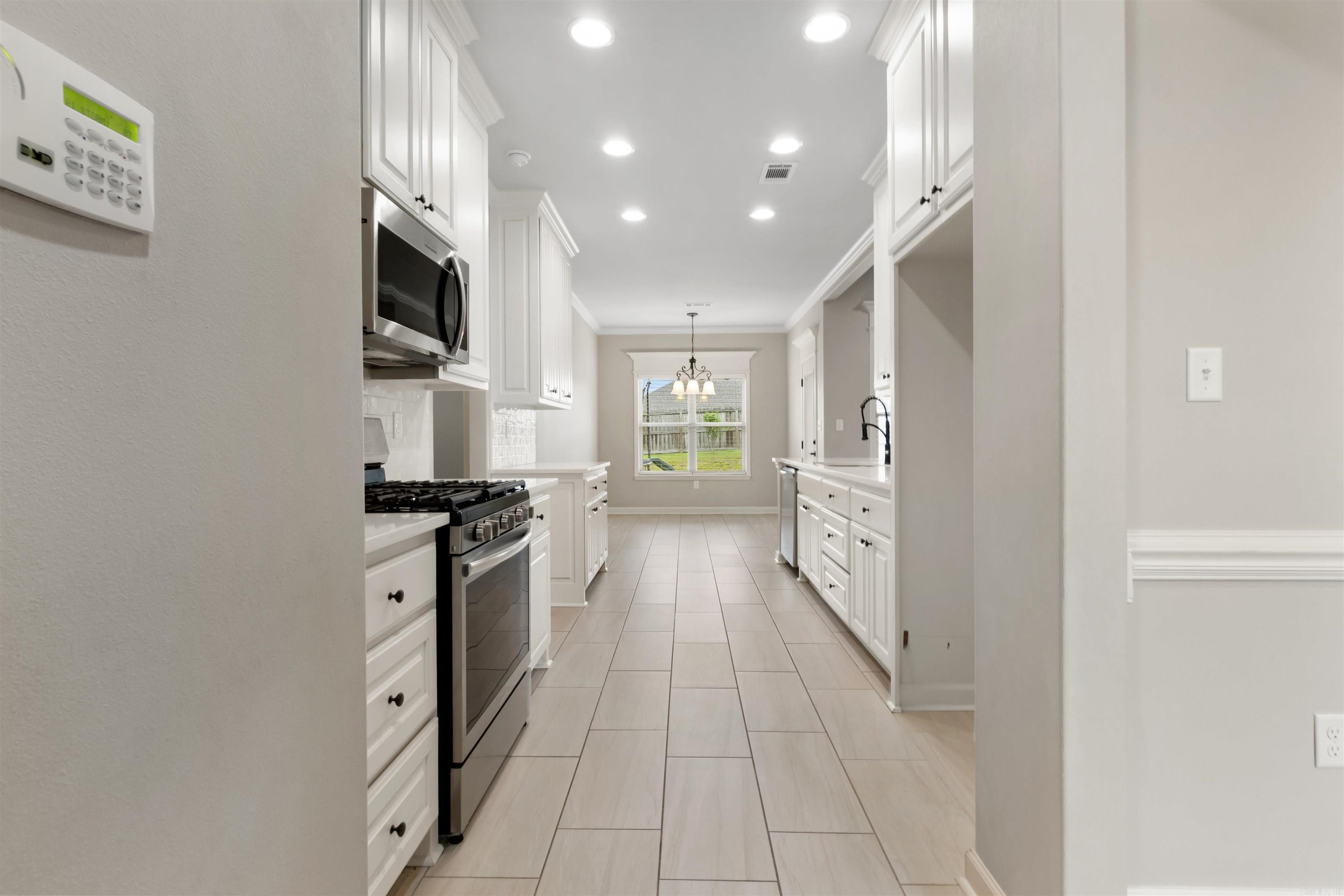 102 Sanibel Circle Property Photo 10