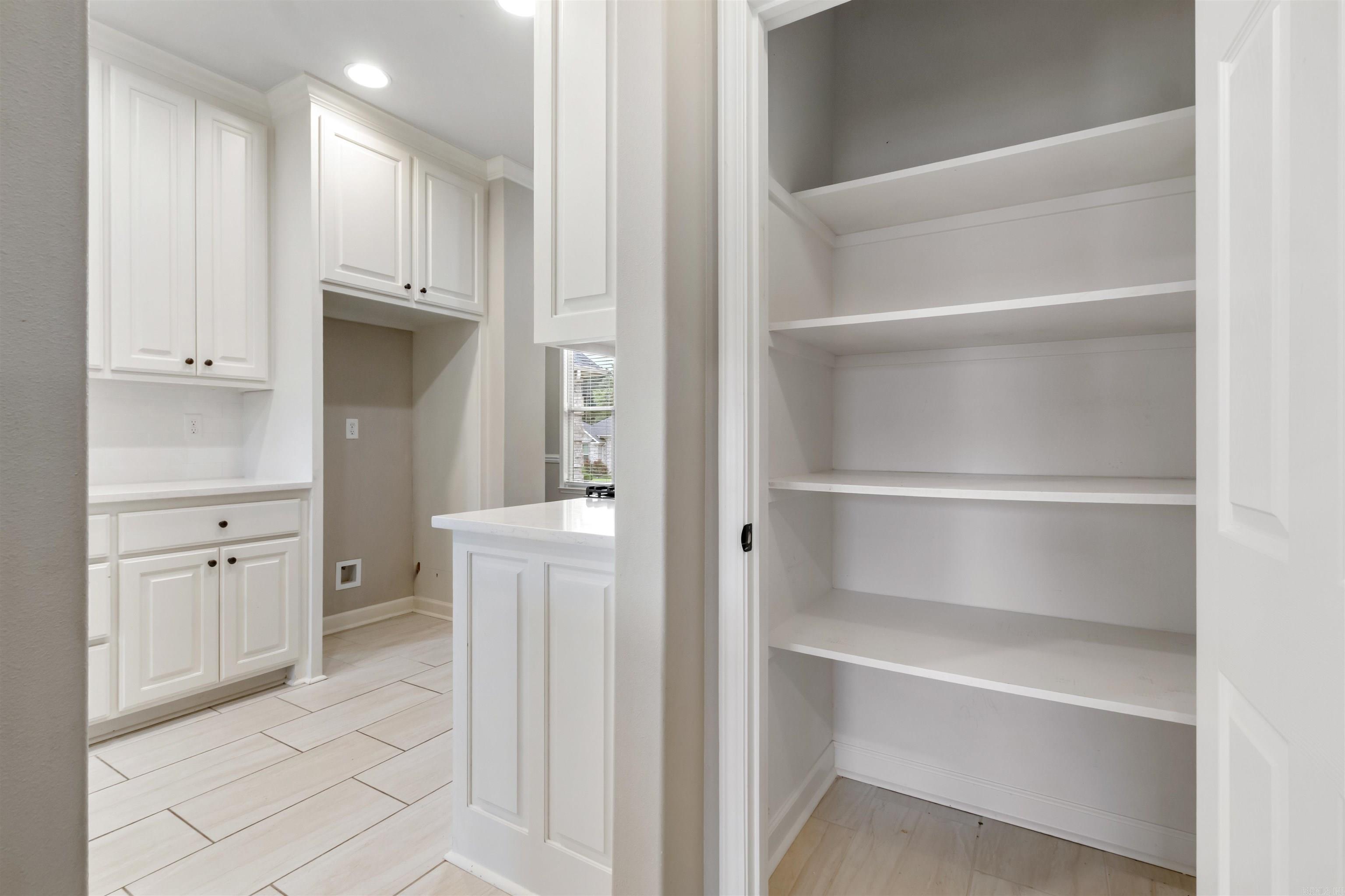 102 Sanibel Circle Property Photo 13