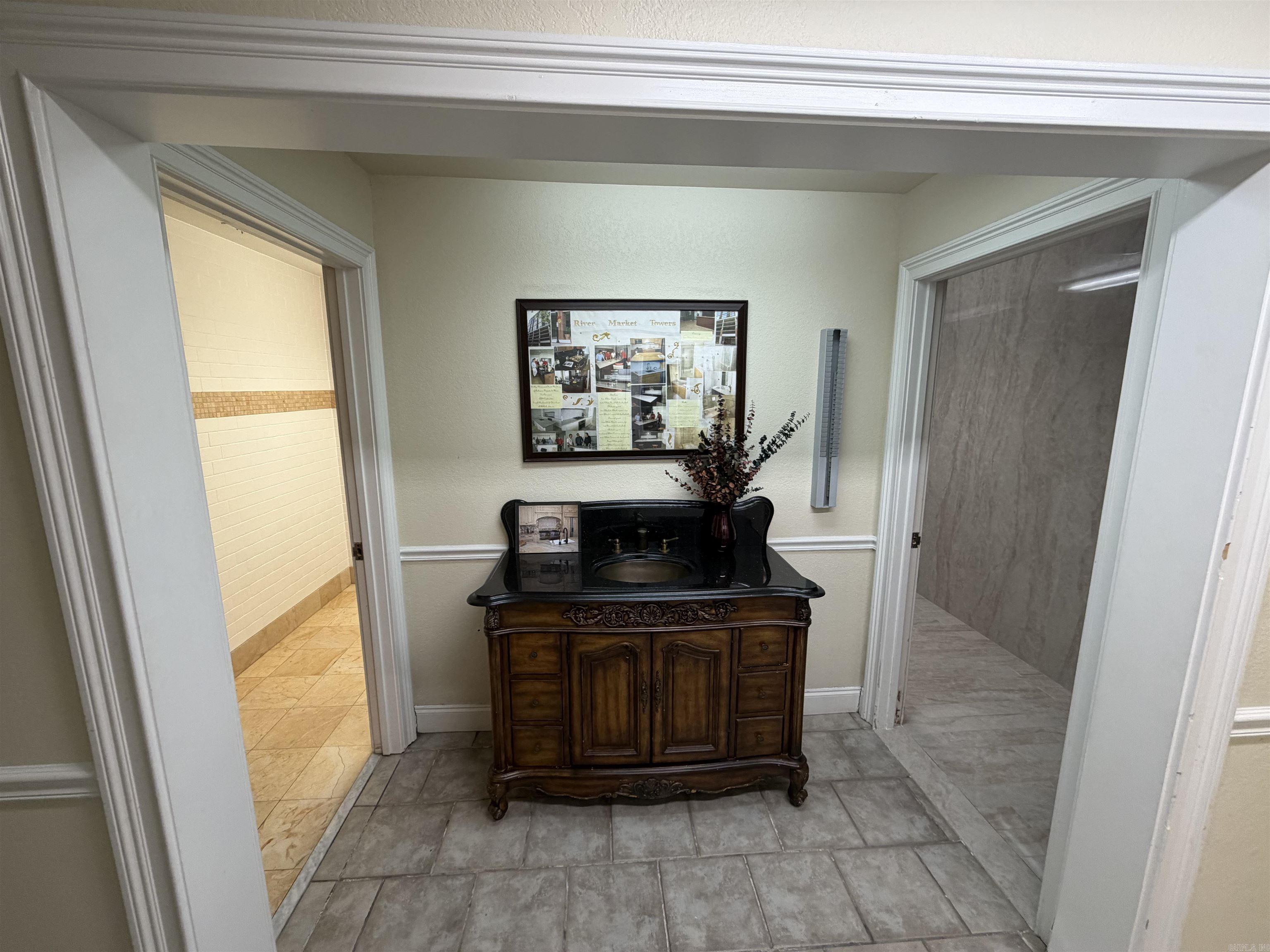 18525 Interstate 30 Property Photo 27