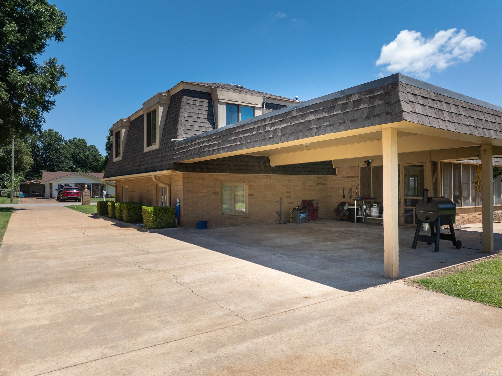 2712 Mimosa Drive Property Photo 19
