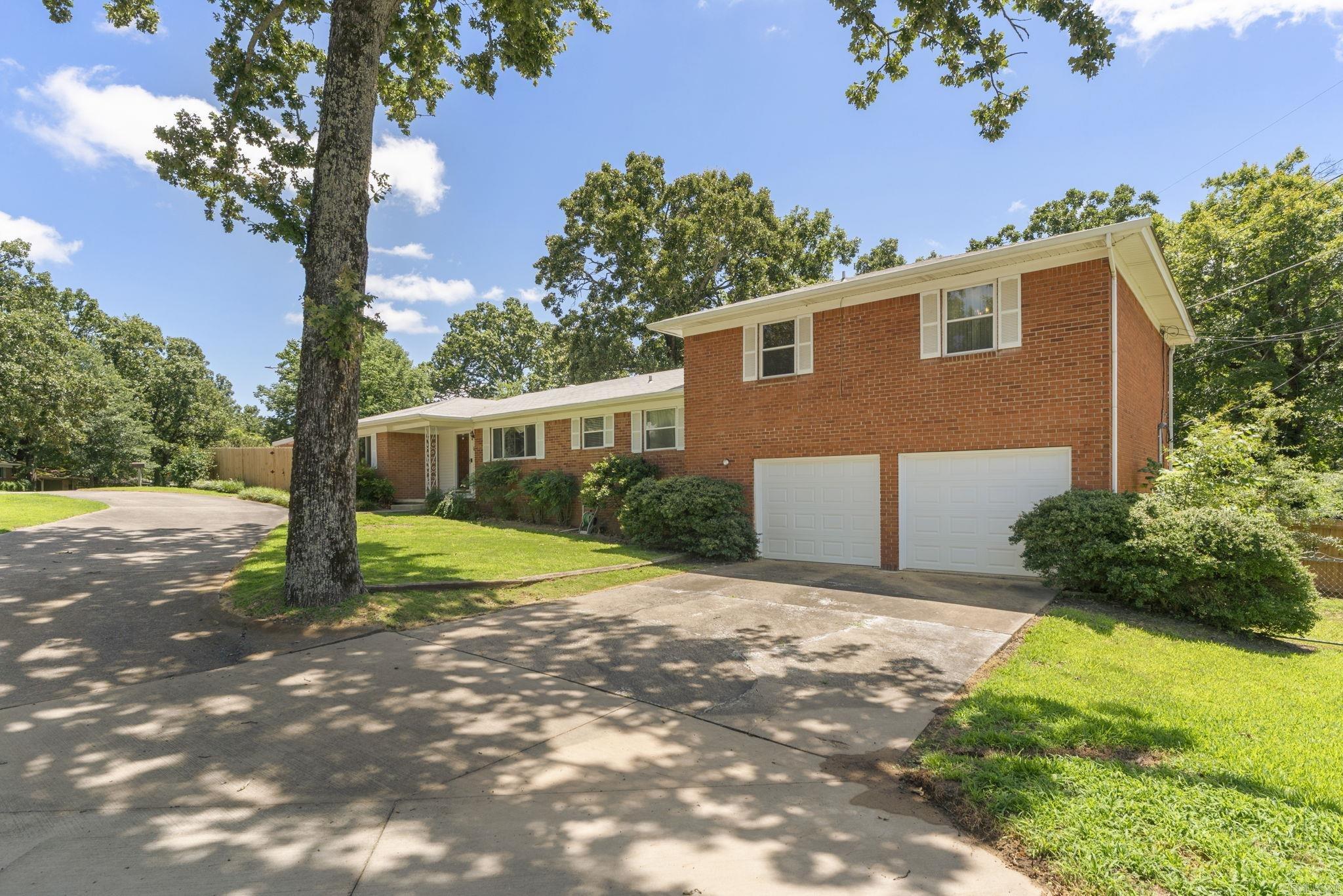 1 Wesley Drive Property Photo 2