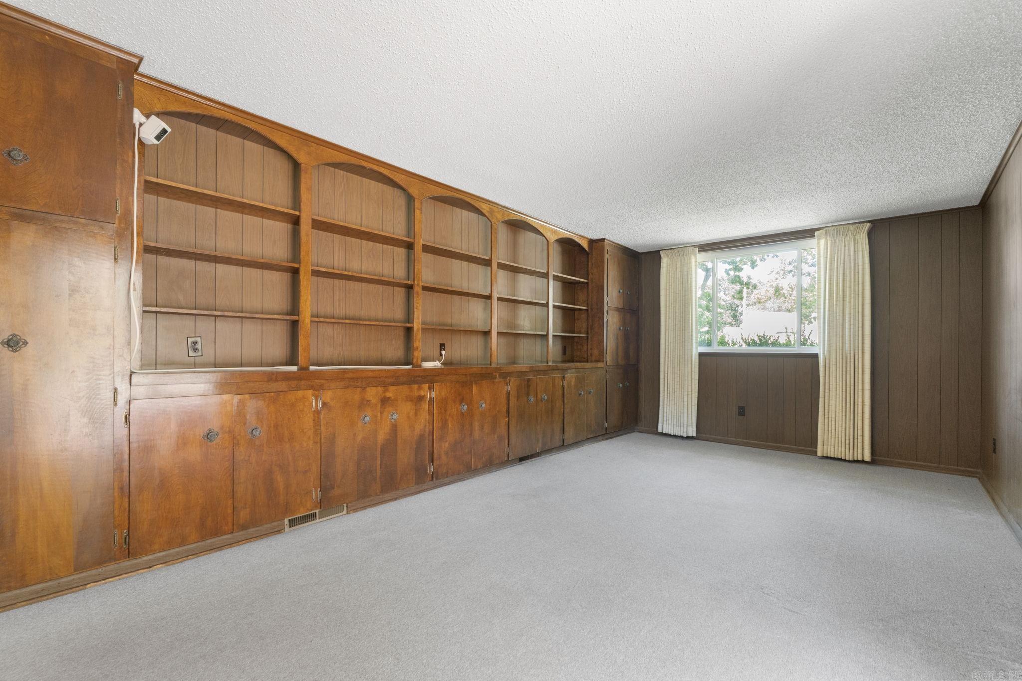 1 Wesley Drive Property Photo 18