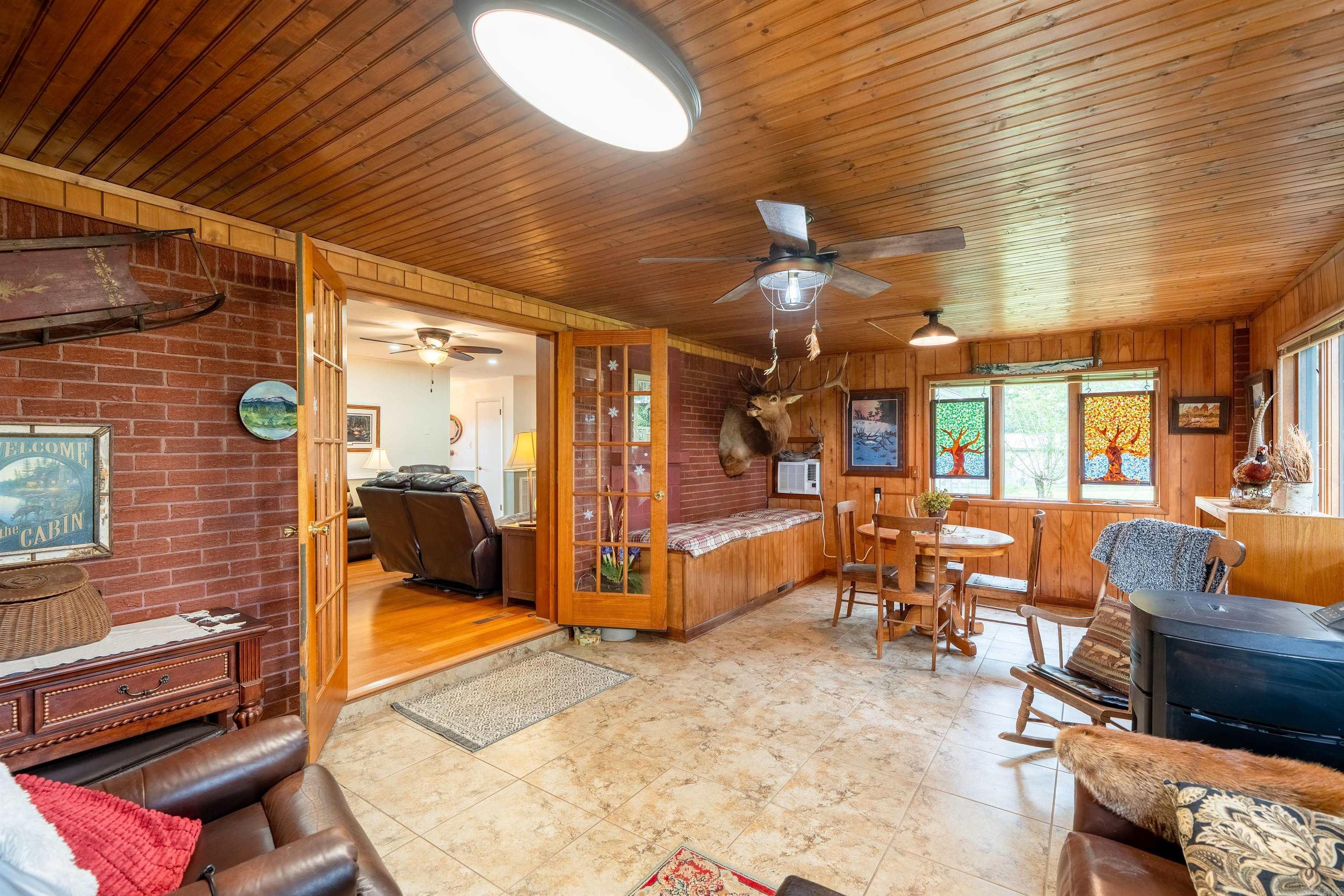 300 Lohawk Property Photo 20
