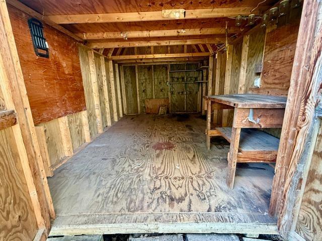 305 Vine Property Photo 36