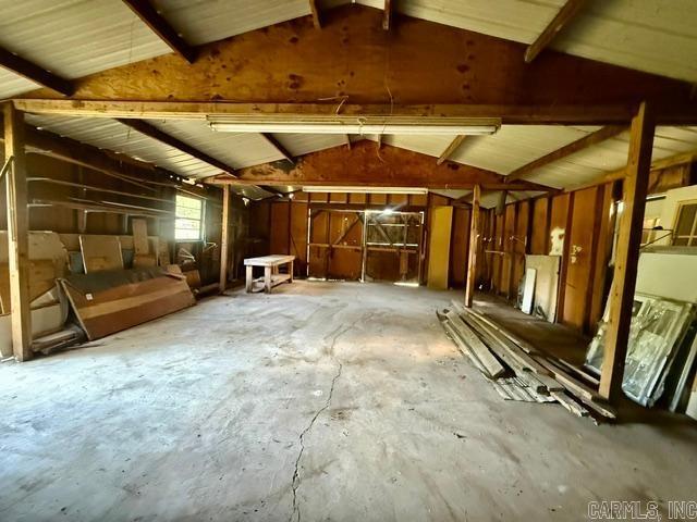 305 Vine Property Photo 43