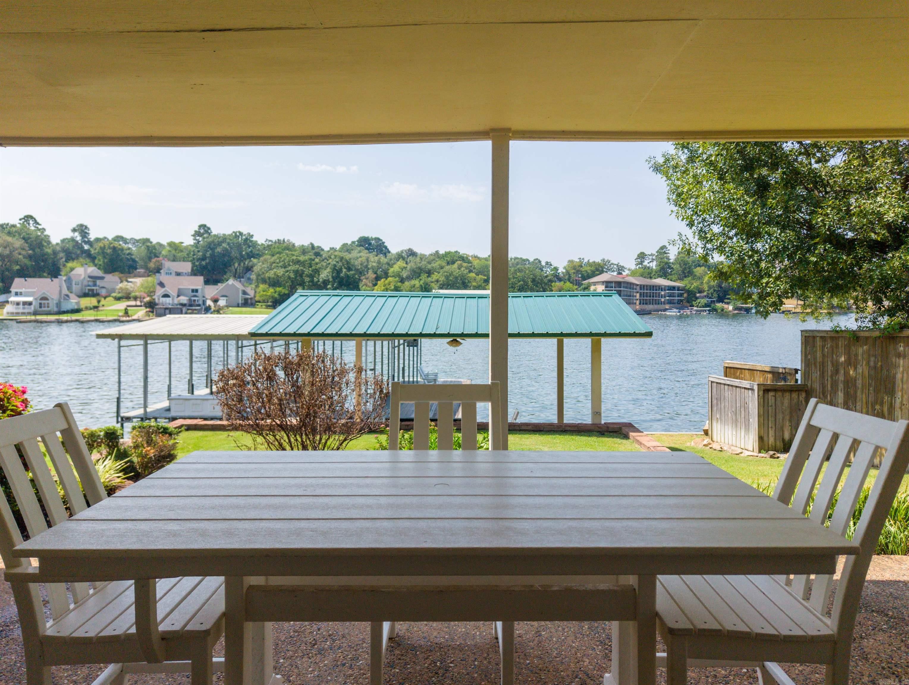 302 Long Island Drive Property Photo 37