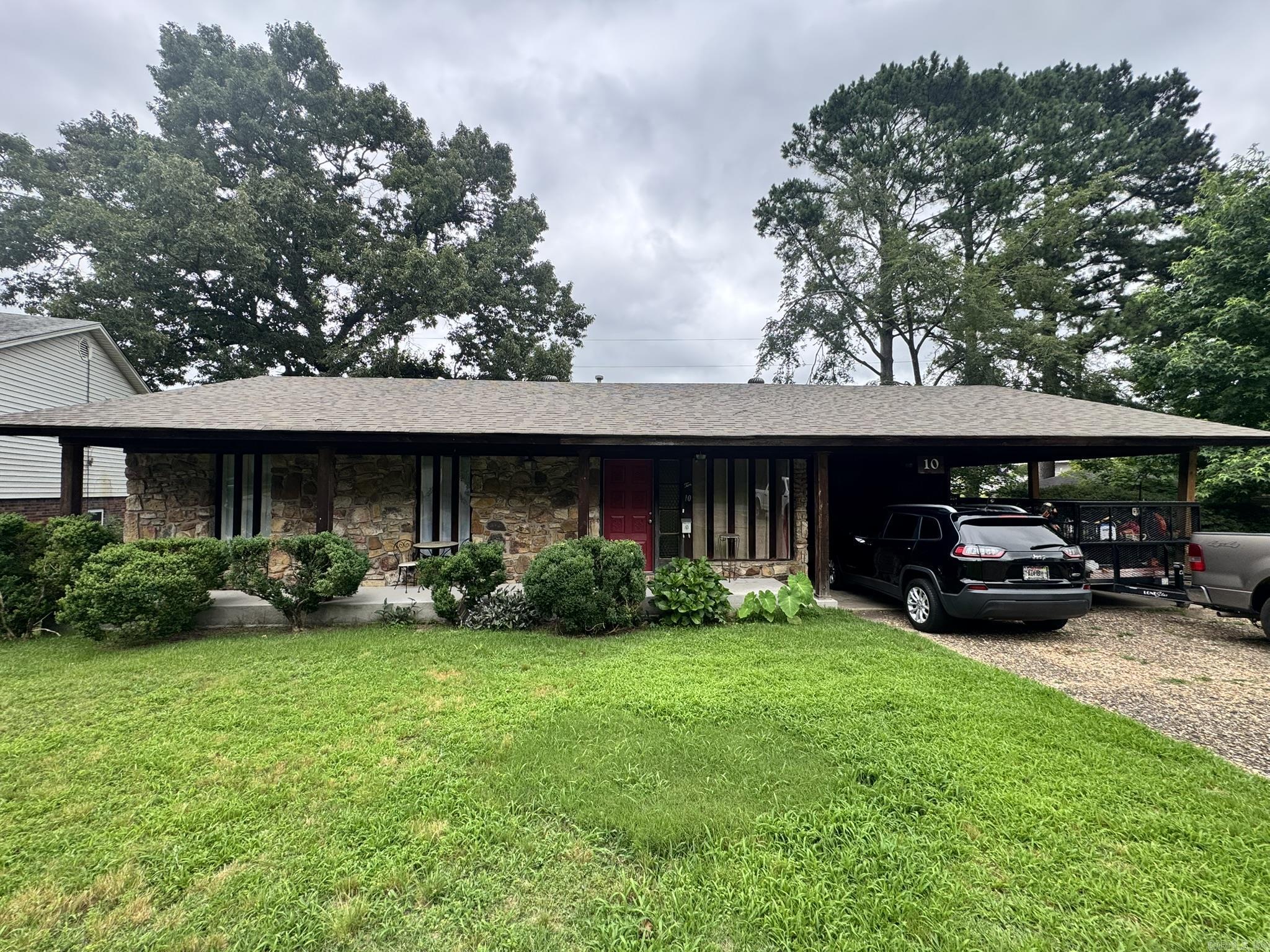 10 Overby Circle Property Photo 2