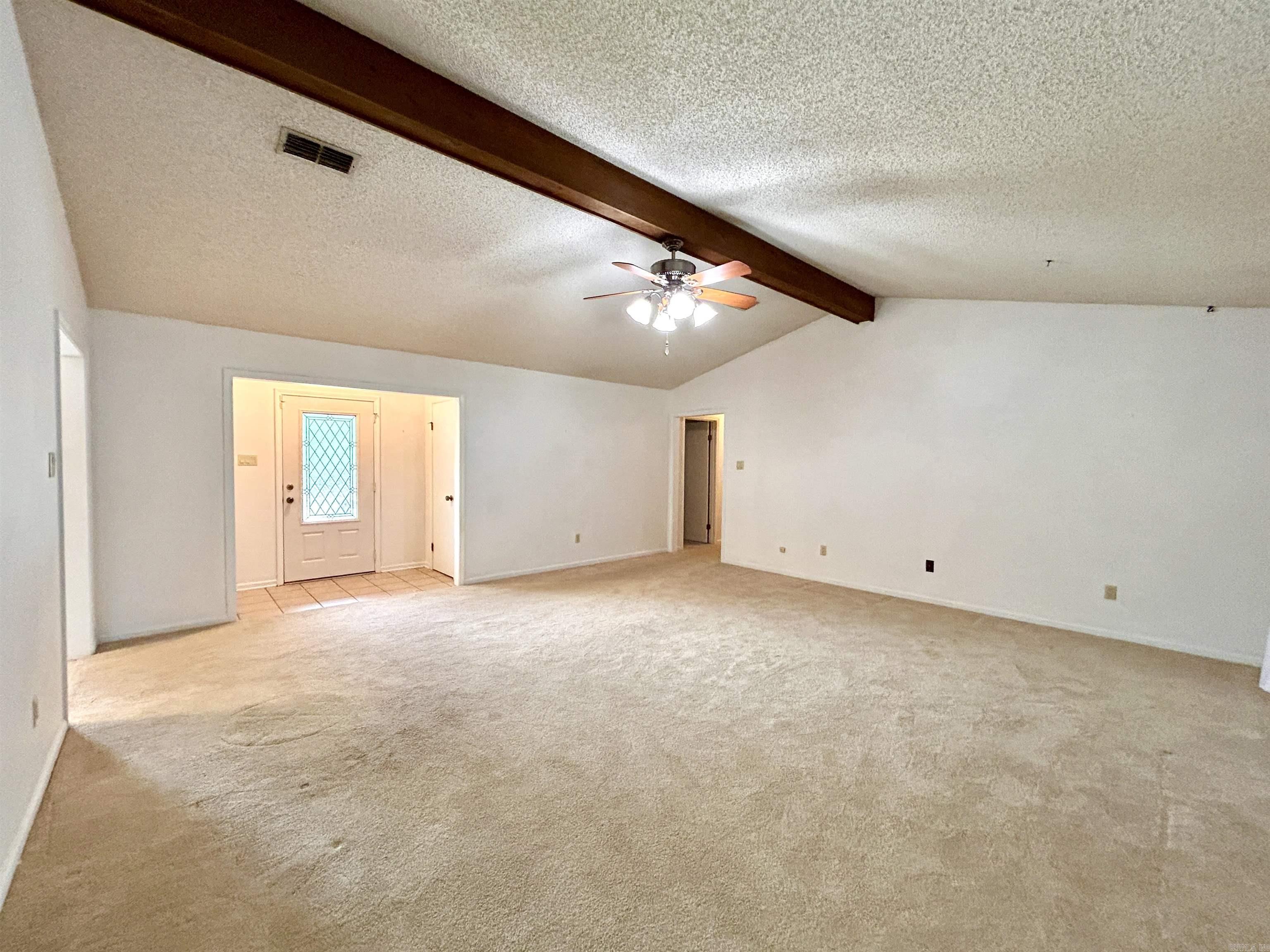 2702 Woodvale Lane Property Photo 9
