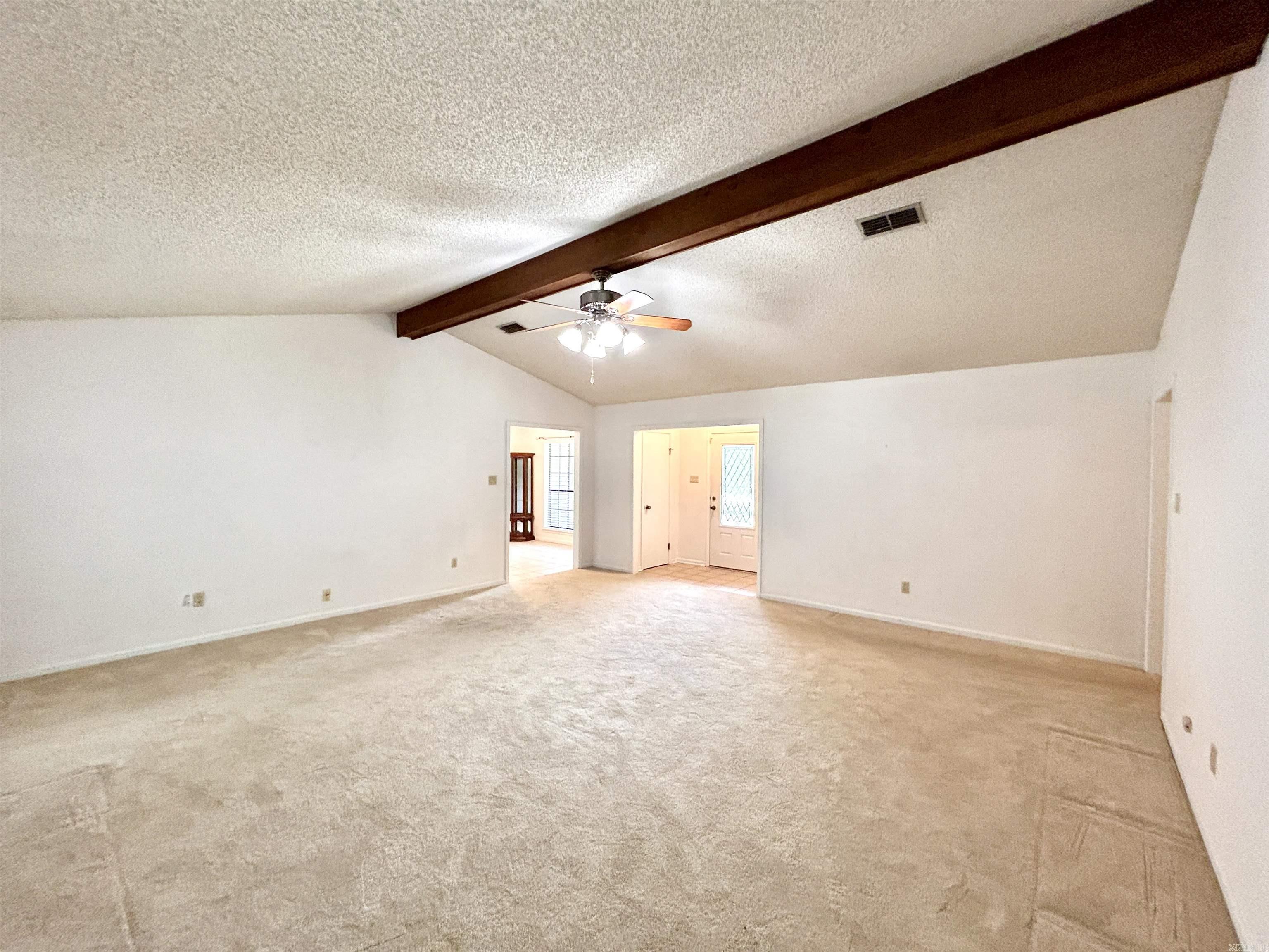 2702 Woodvale Lane Property Photo 11
