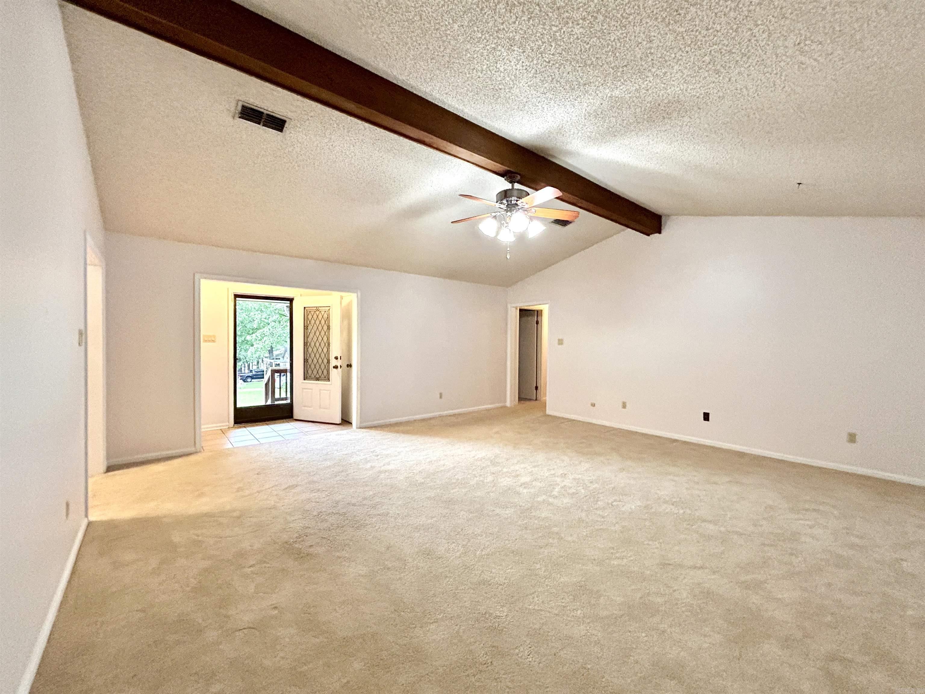 2702 Woodvale Lane Property Photo 12