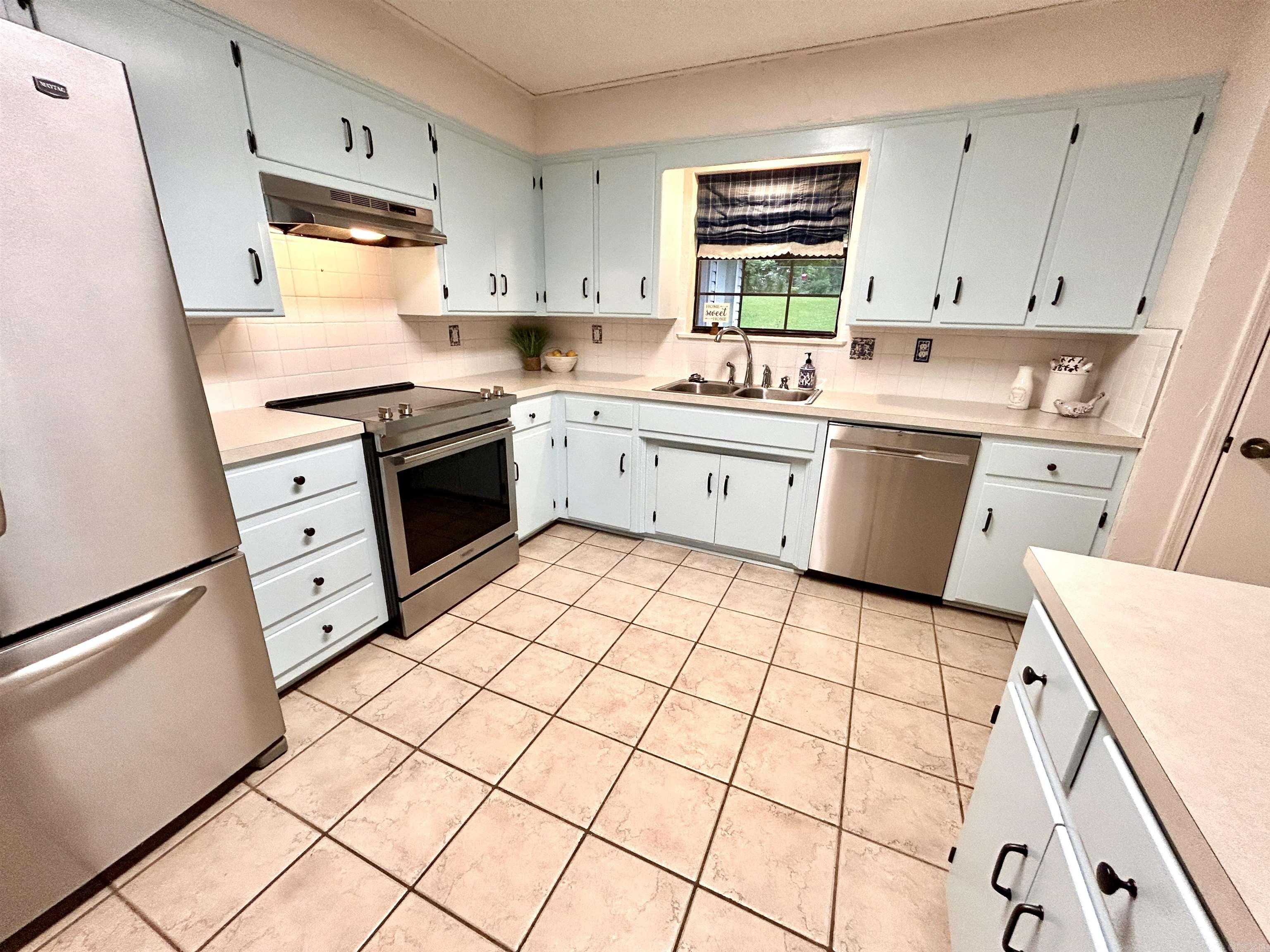 2702 Woodvale Lane Property Photo 19
