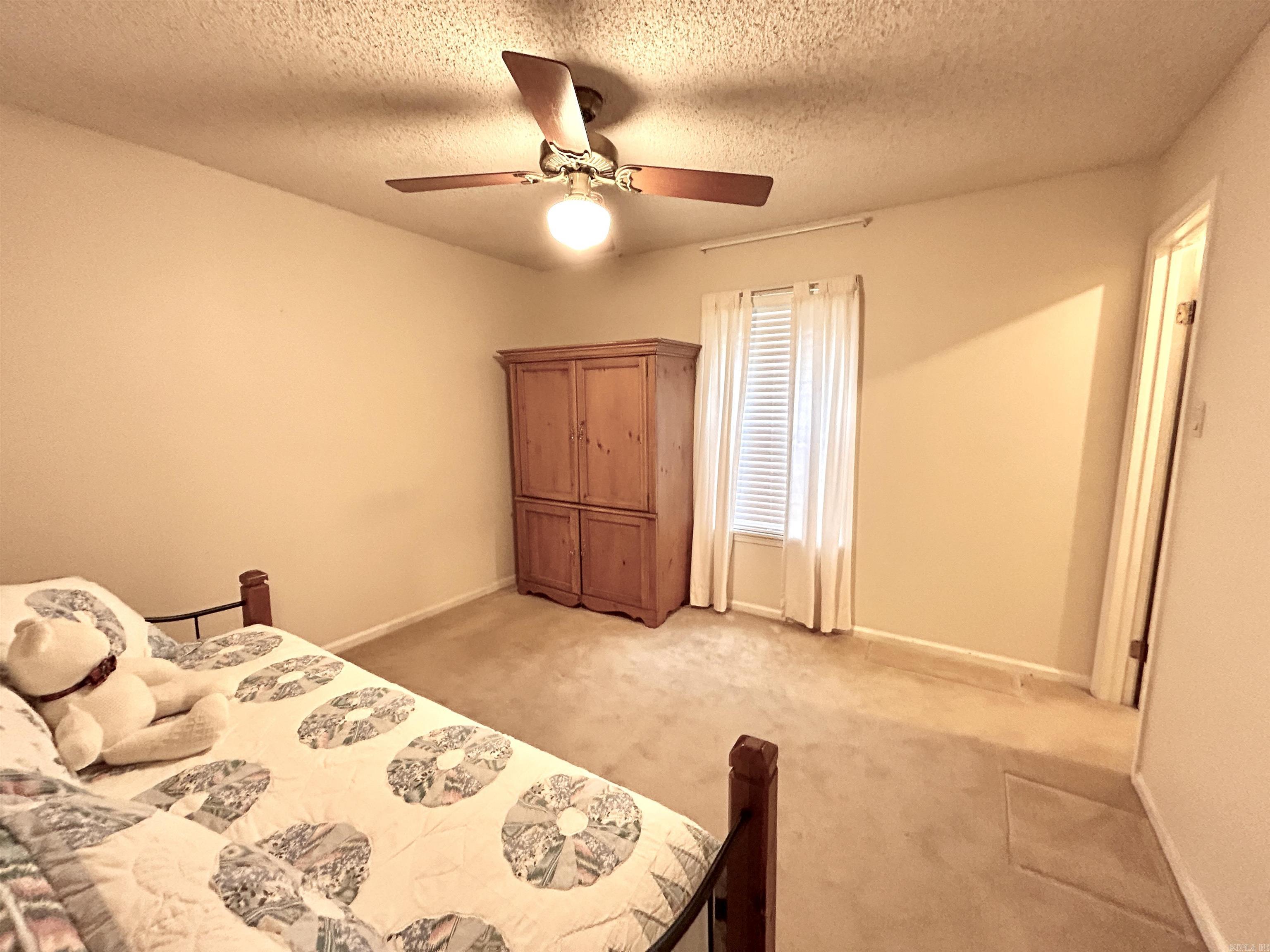2702 Woodvale Lane Property Photo 37