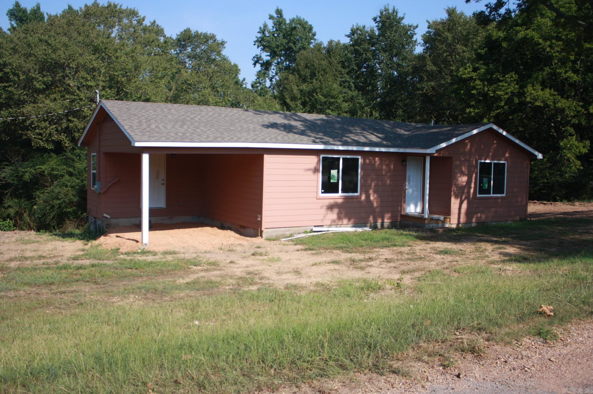 1205 N Walters Avenue Property Photo 1