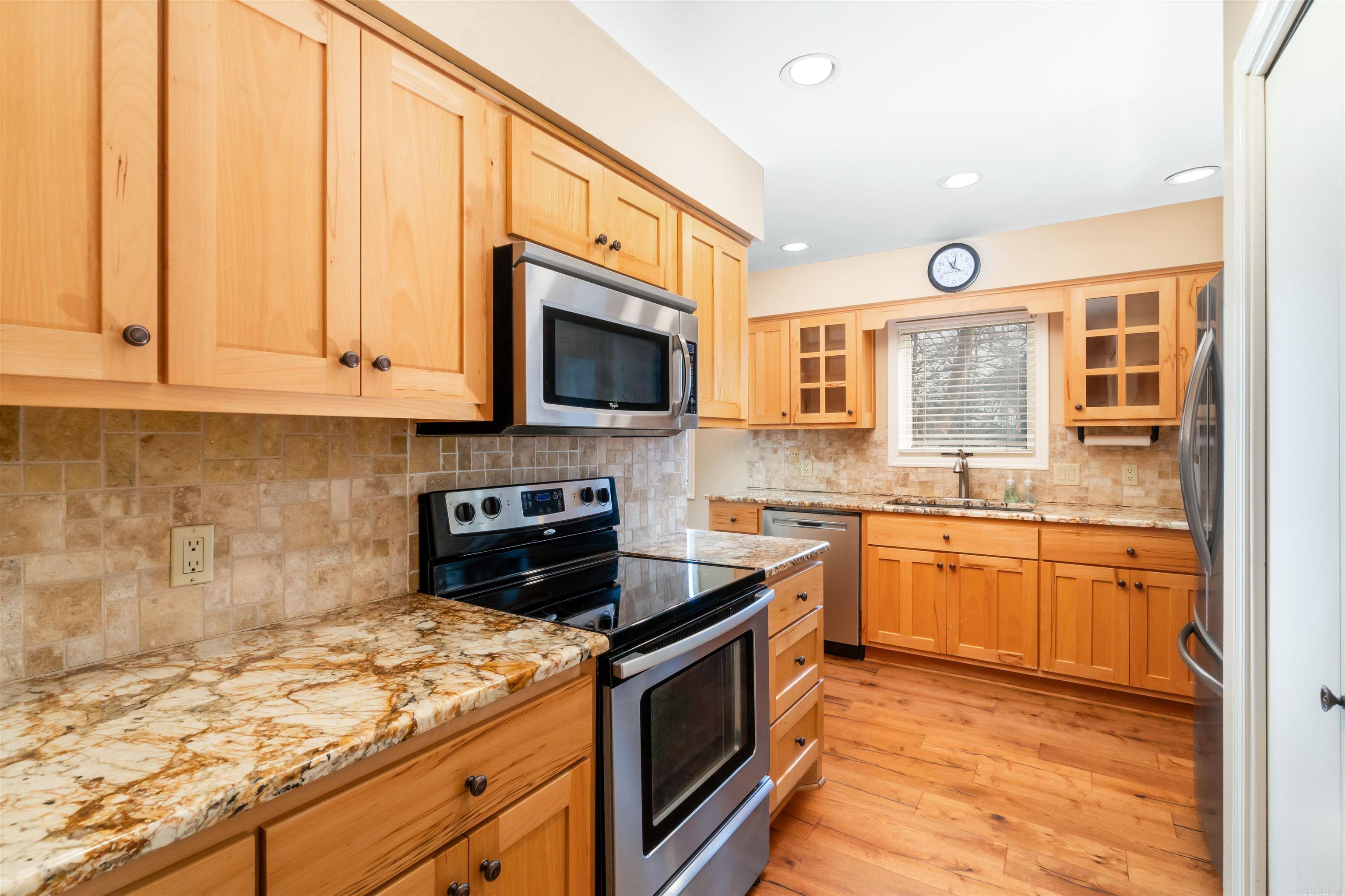 30 Esmeralda Place Property Photo 11