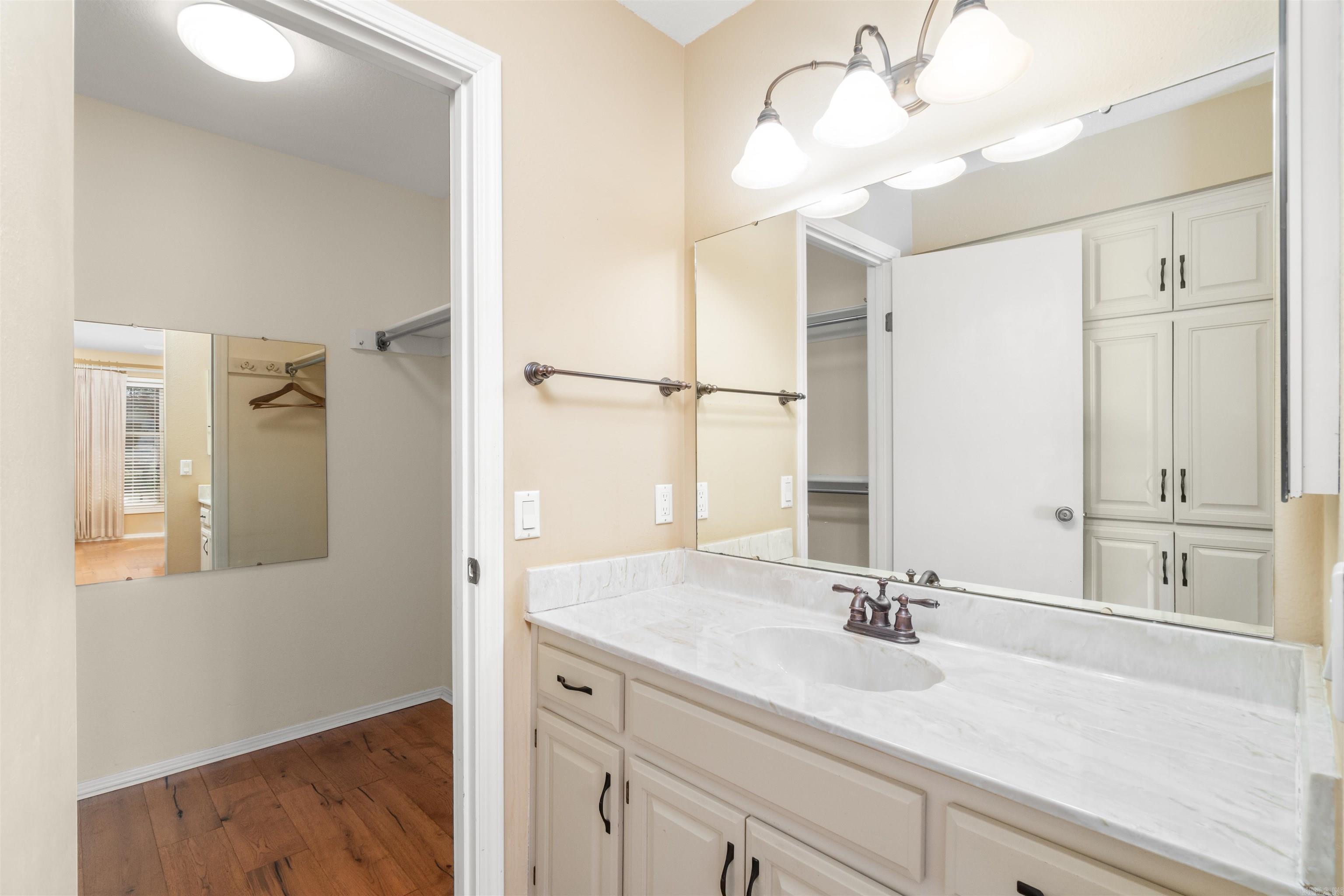 30 Esmeralda Place Property Photo 16