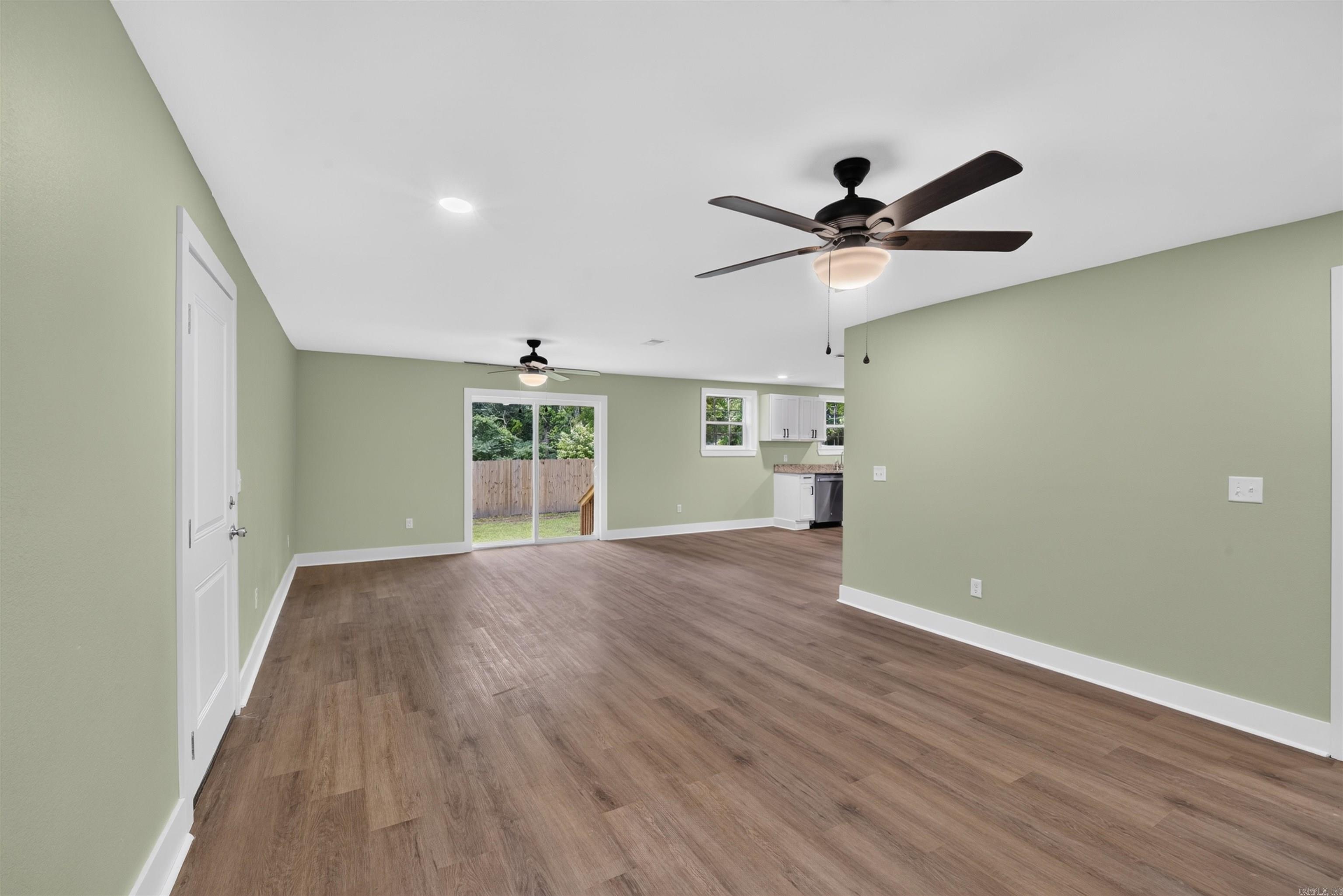 1437 Lincoln Street Property Photo 2