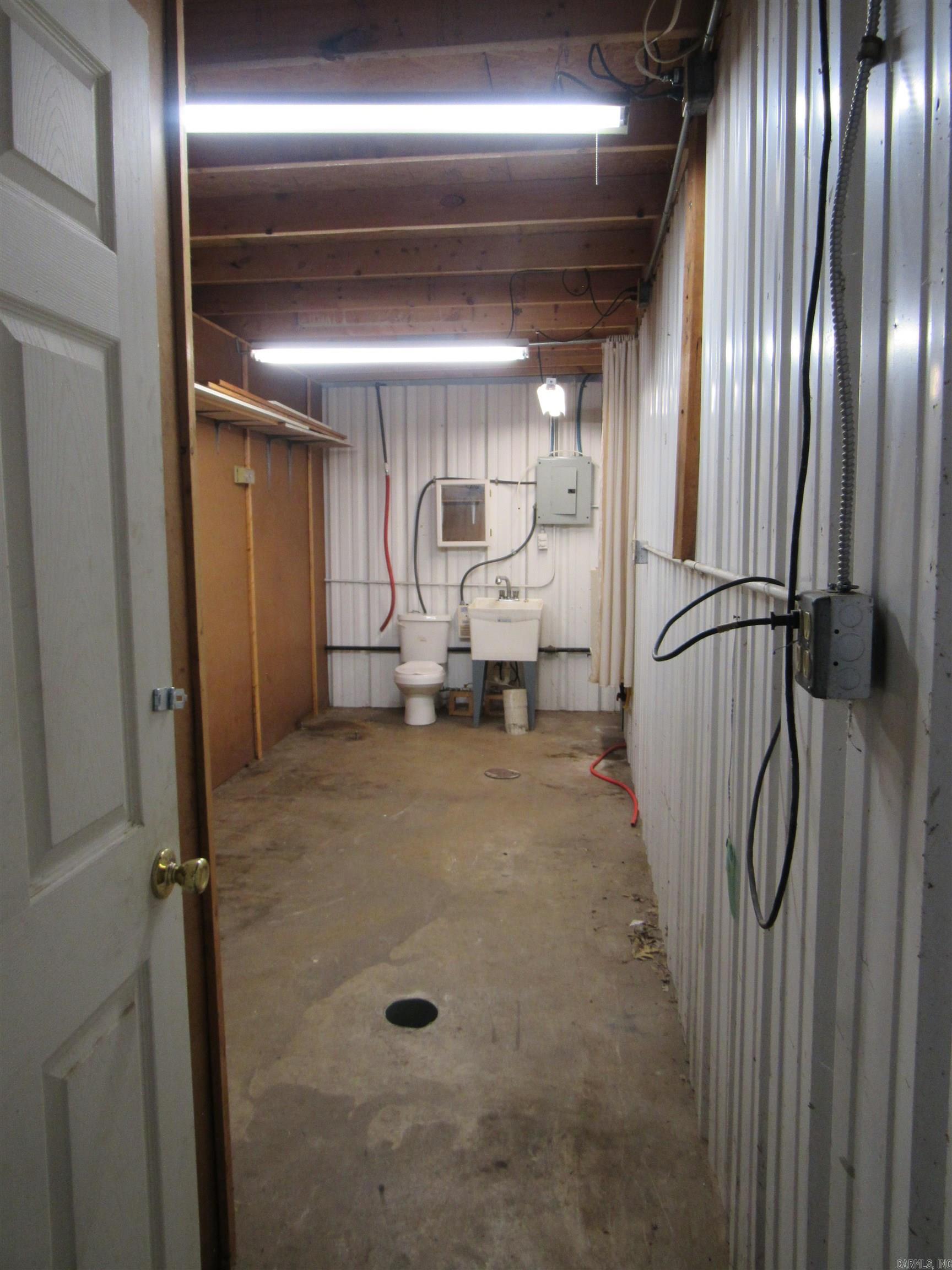 13501 Lower Steel Bend Rd Property Photo 9