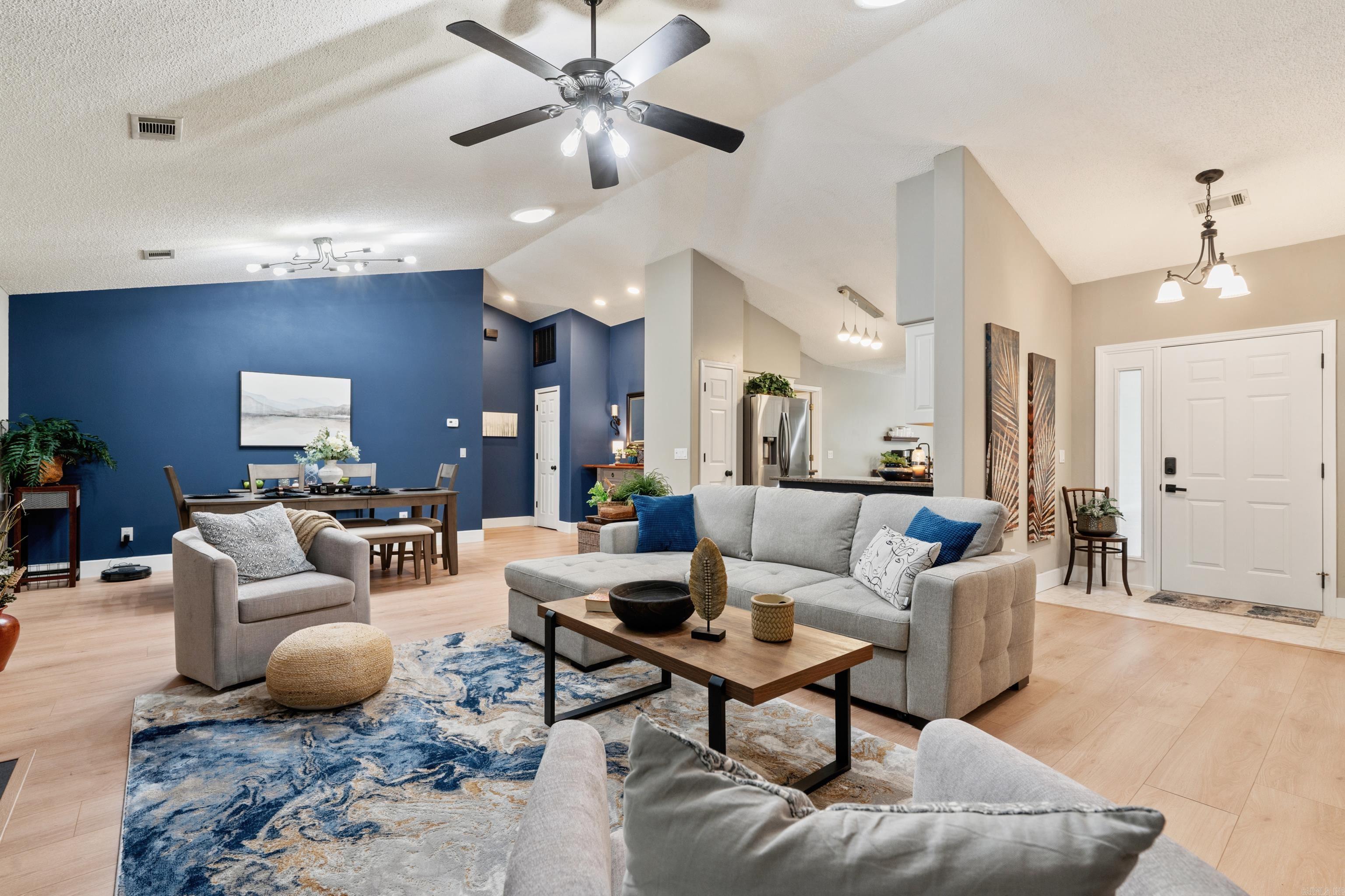 8 Letero Lane Property Photo 14