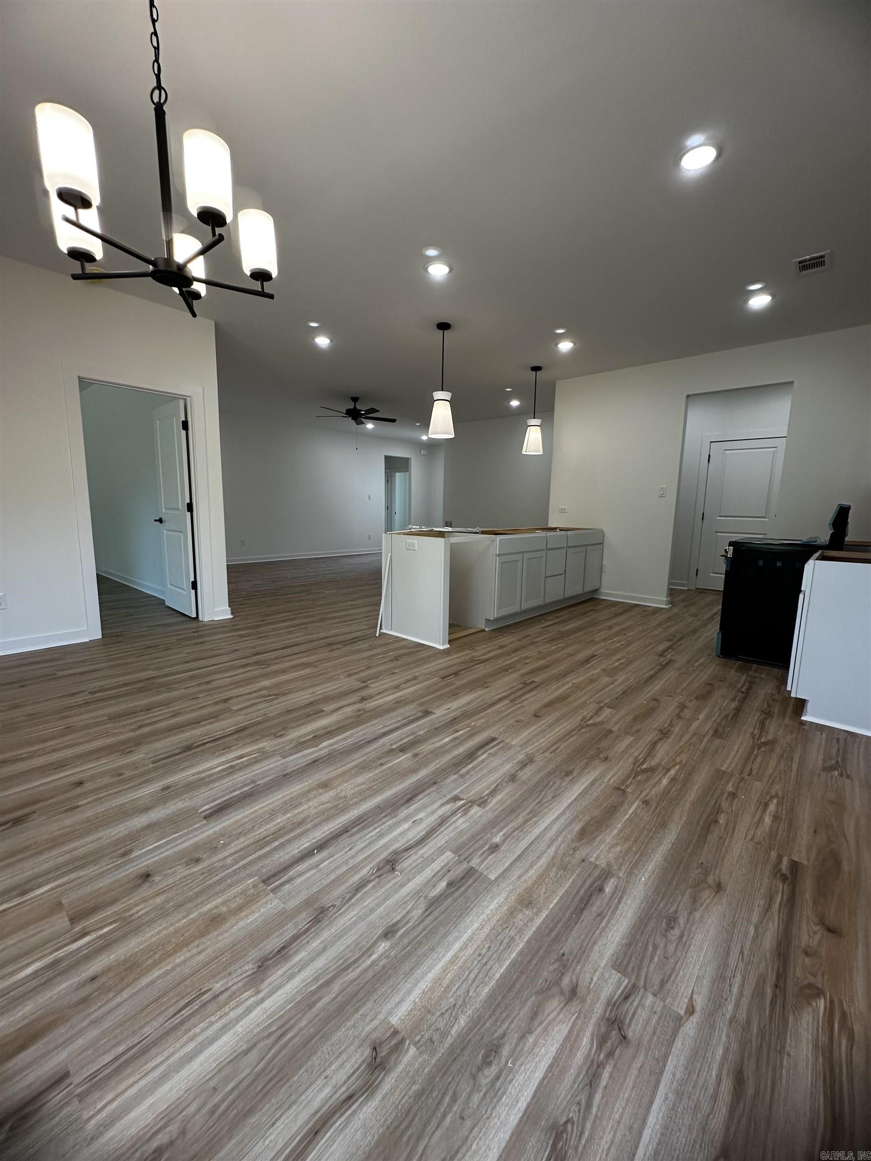 126 Everest Street Property Photo 5