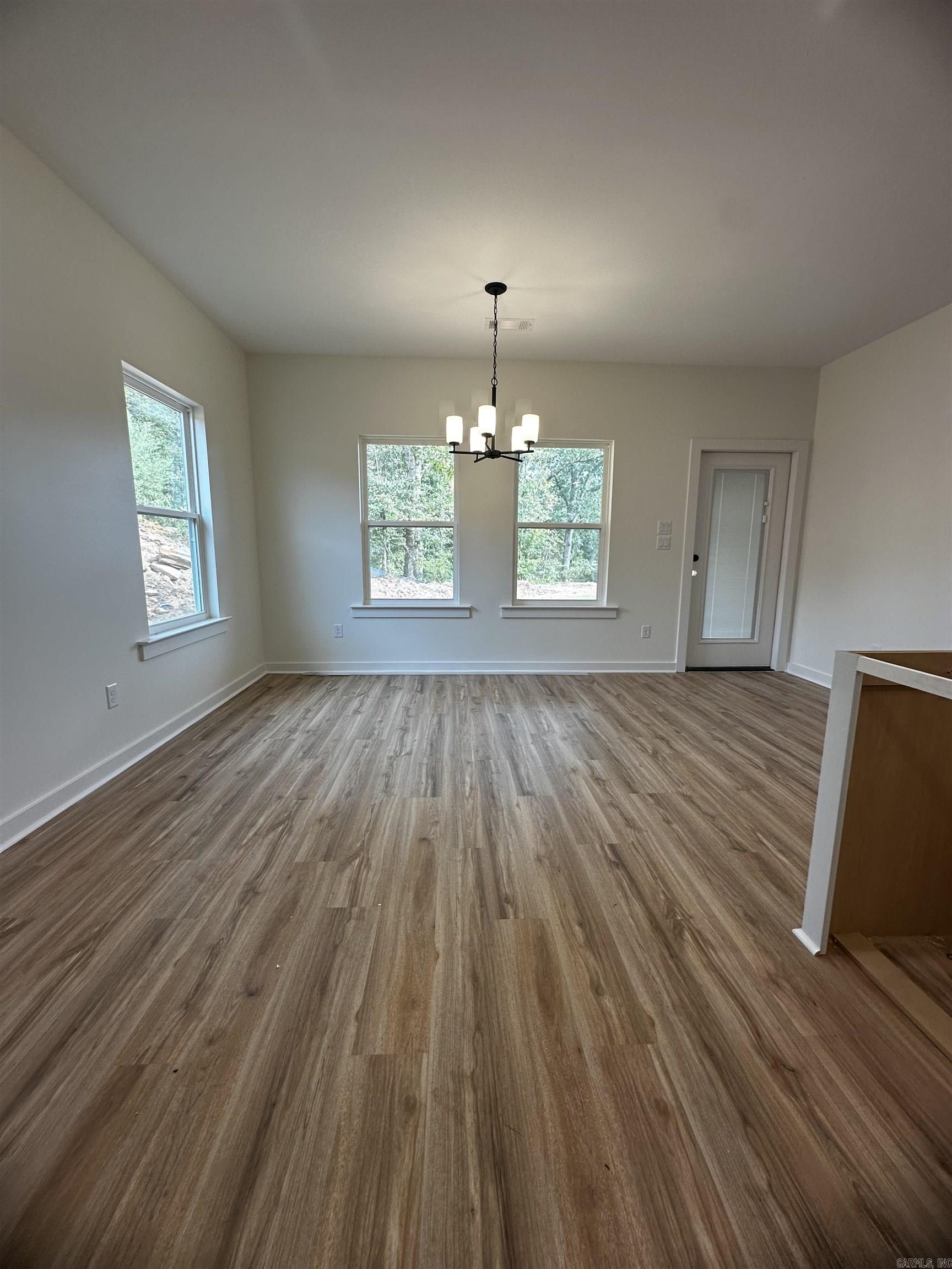 126 Everest Street Property Photo 6