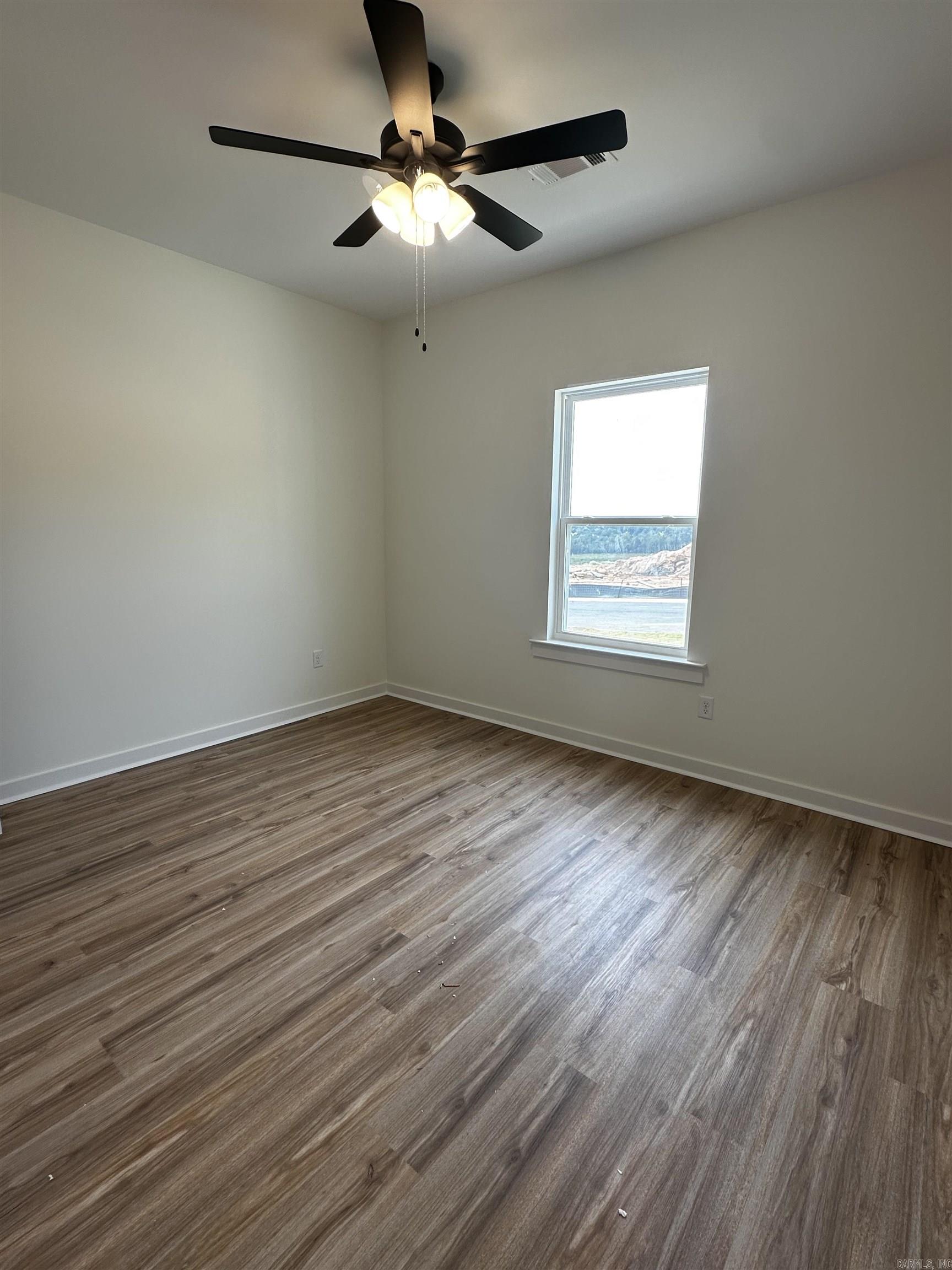 126 Everest Street Property Photo 15
