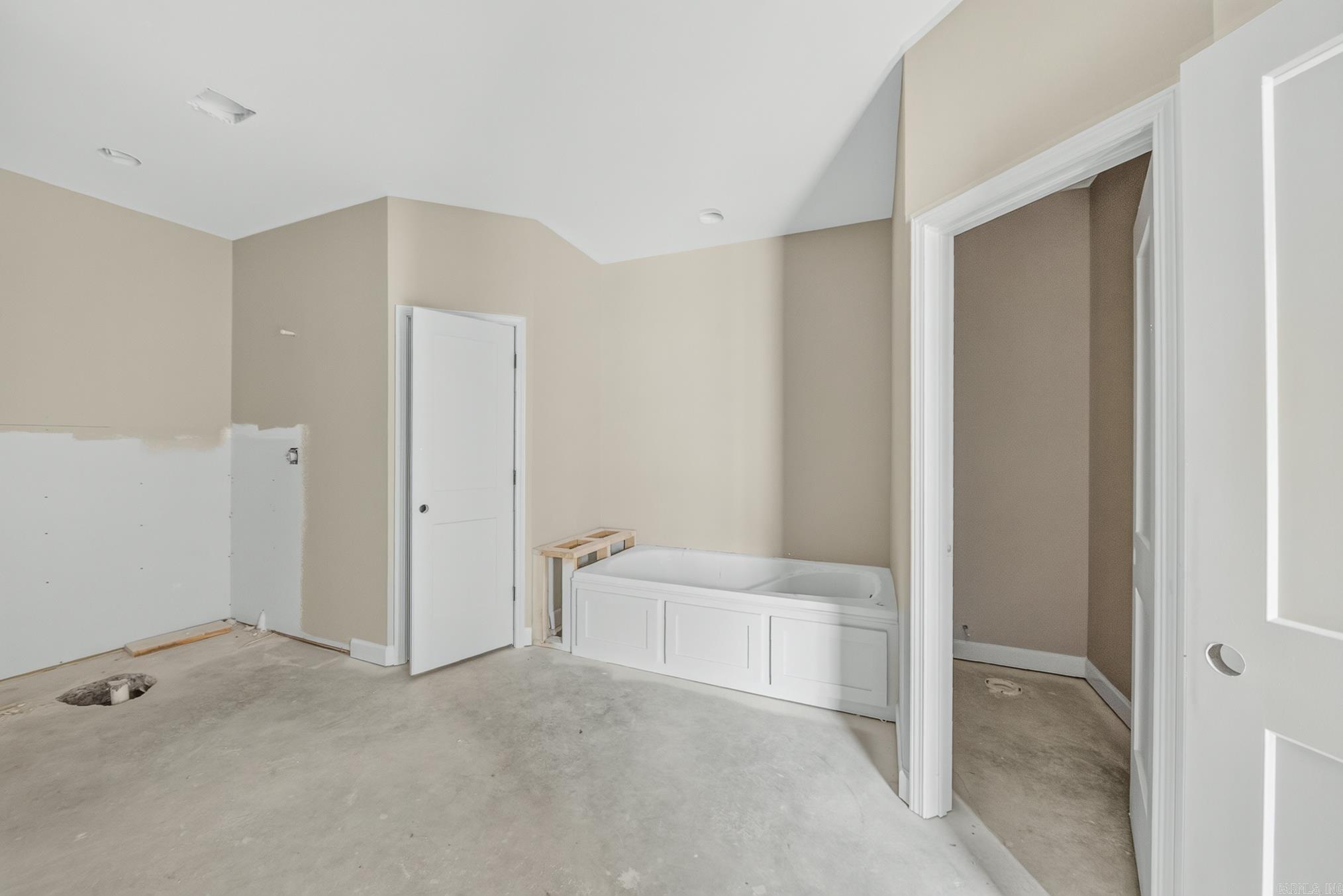 508 Valley Oak Drive Property Photo 27