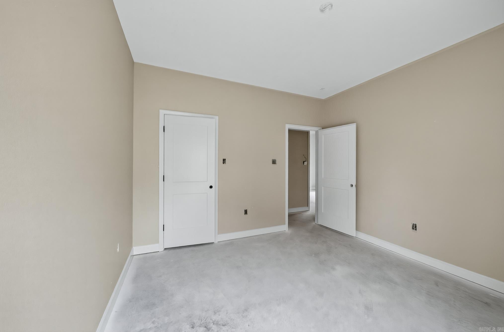 508 Valley Oak Drive Property Photo 32