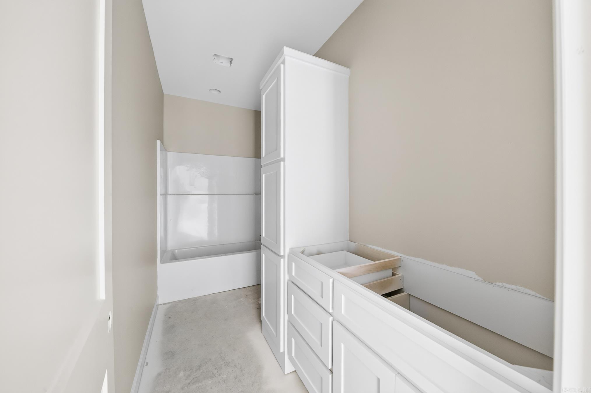 508 Valley Oak Drive Property Photo 33