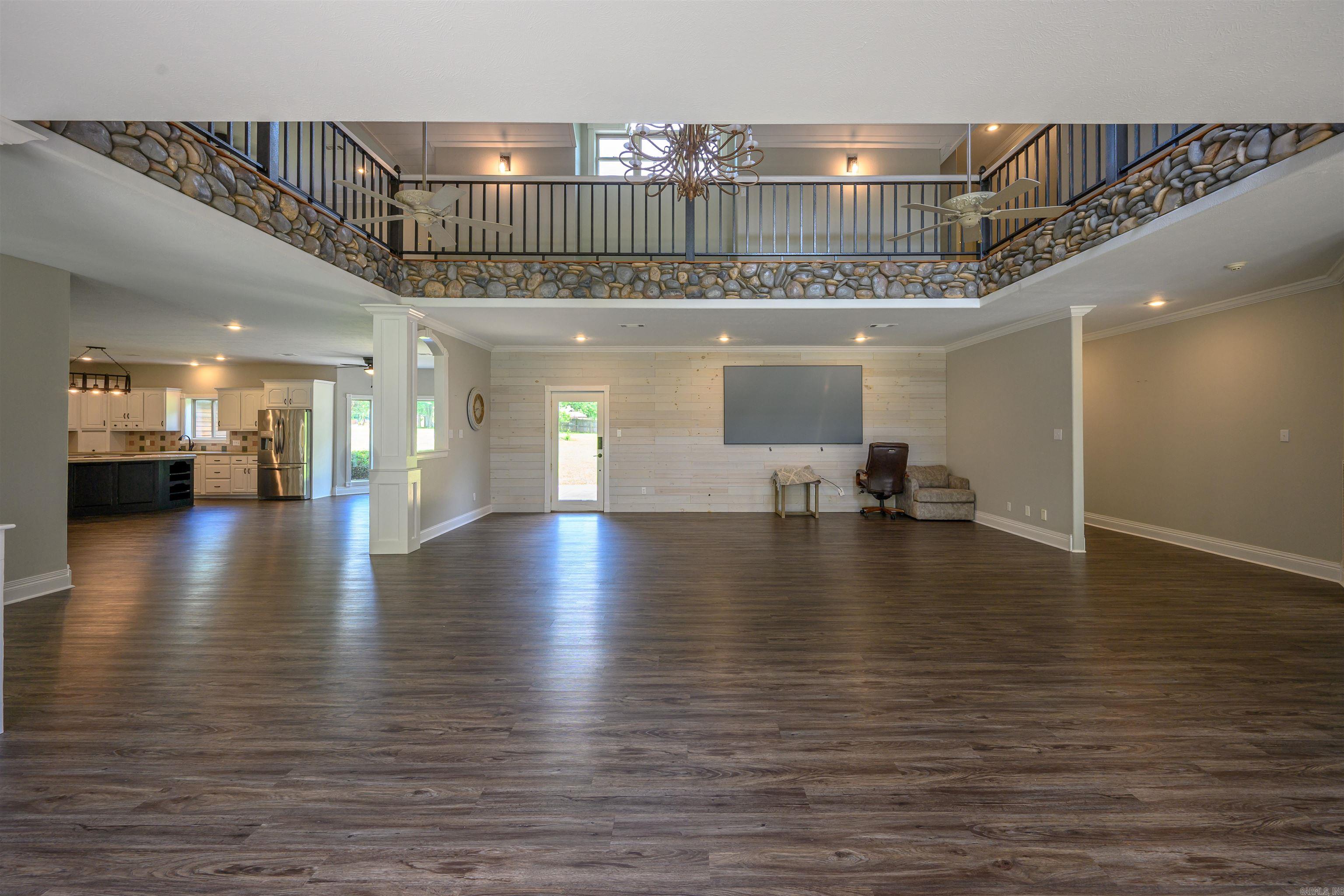 100 Plantation Lane Property Photo 11