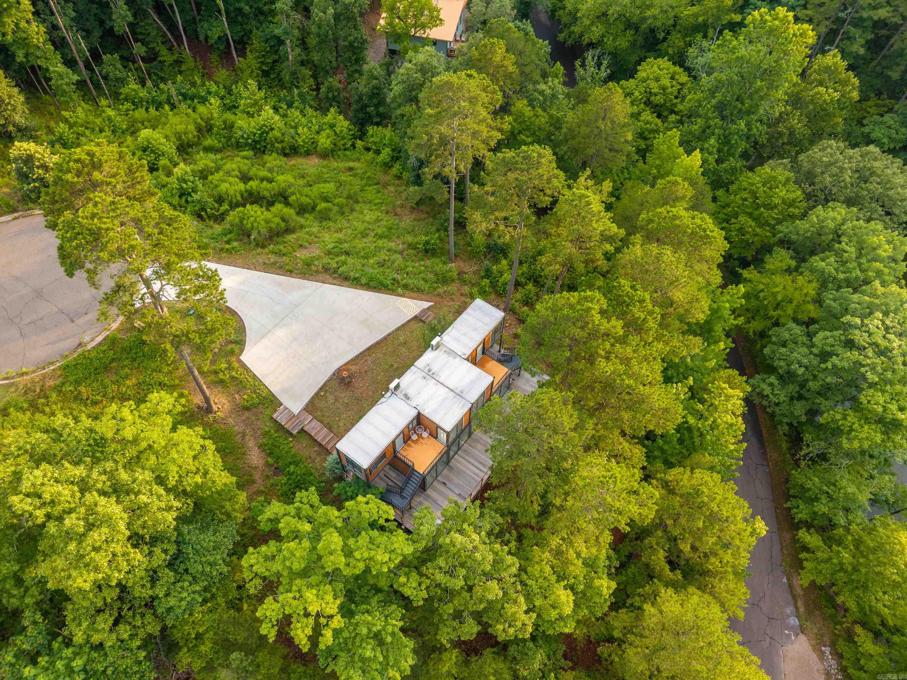 124 Waterfall Court Property Photo 46