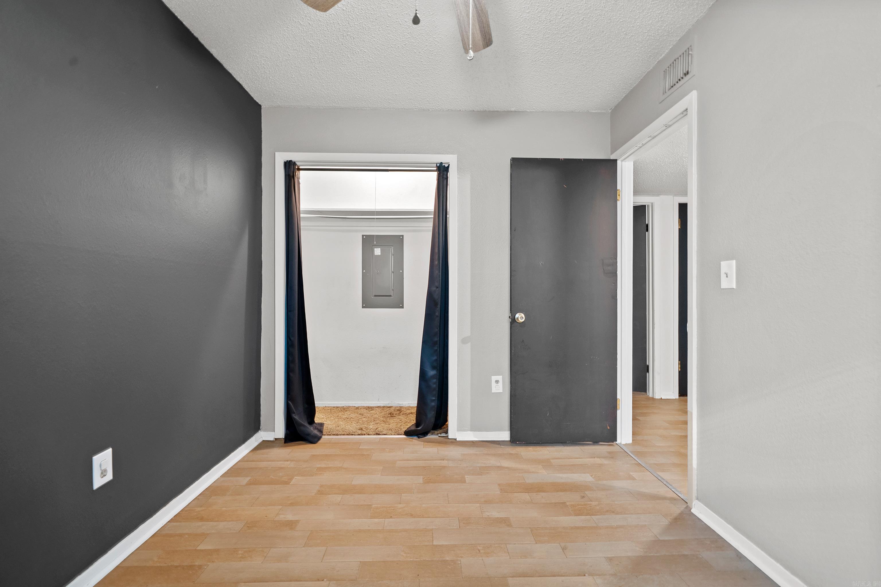 1613 O'connell Street Property Photo 21