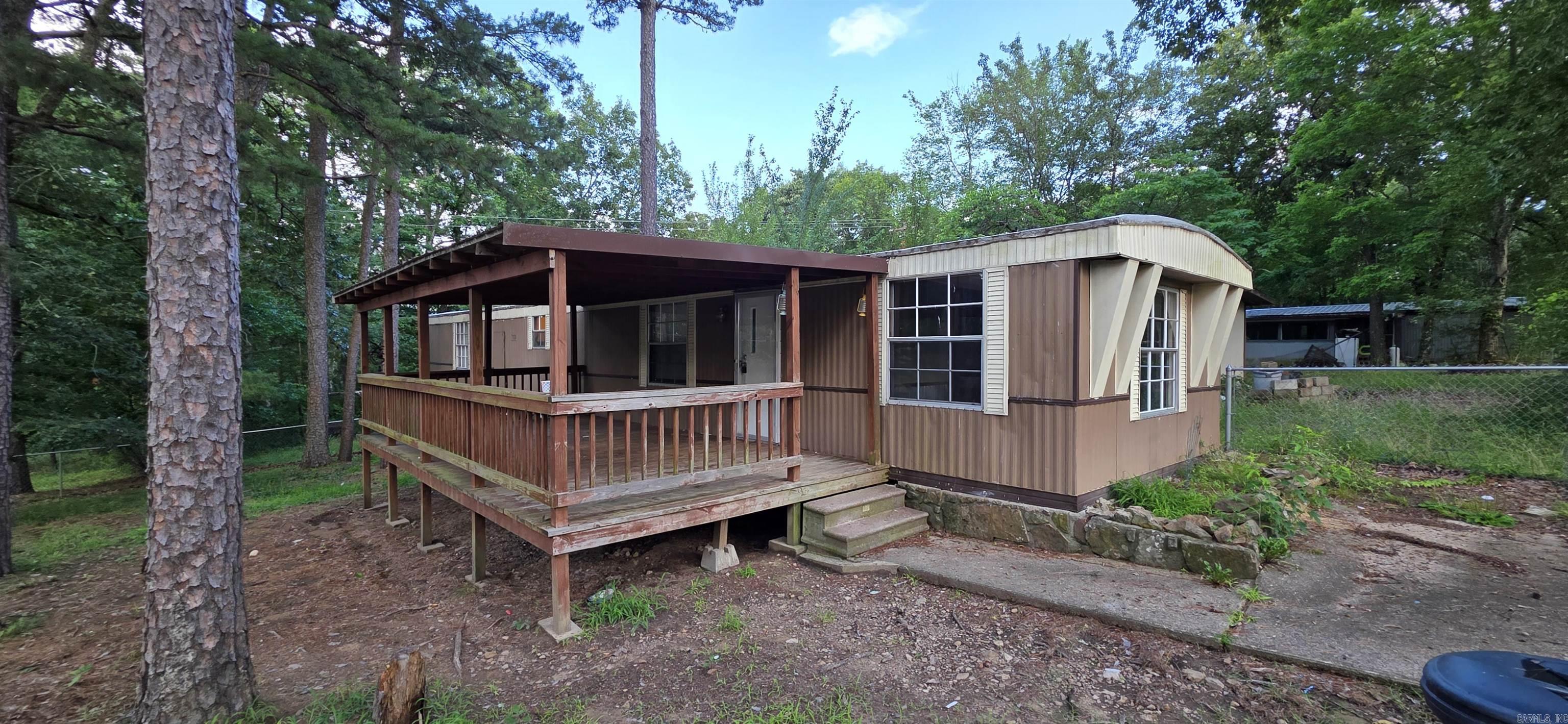 103 Chalet Circle Property Photo 1