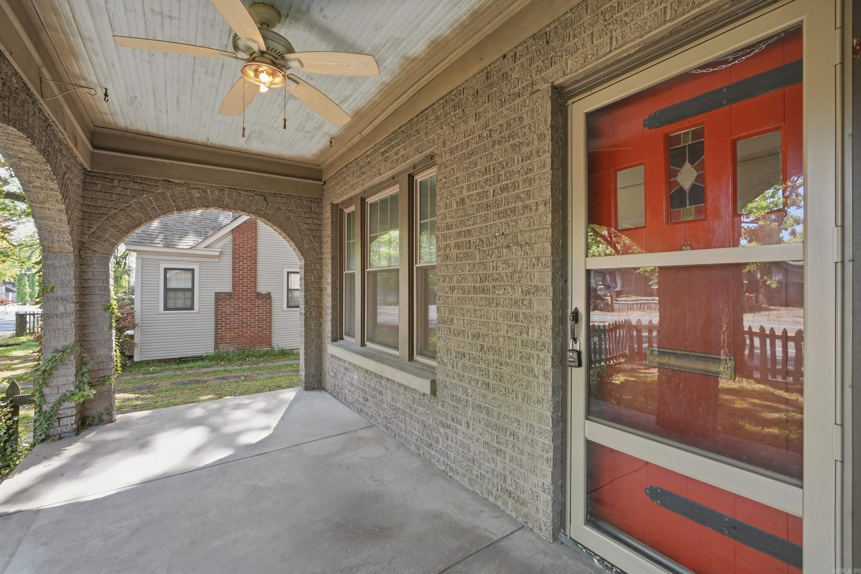 5117 Cantrell Road Property Photo 5