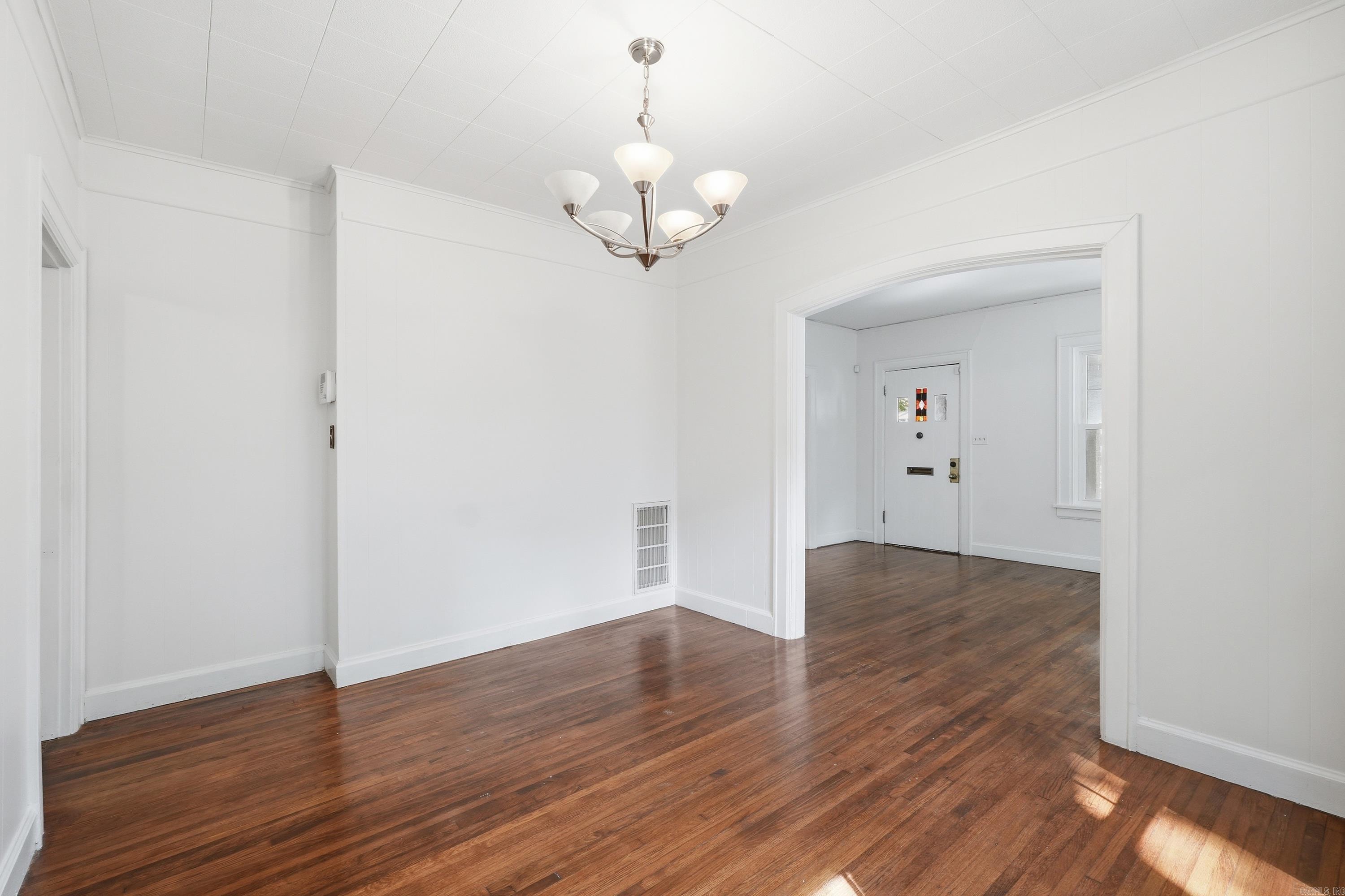 5117 Cantrell Road Property Photo 13
