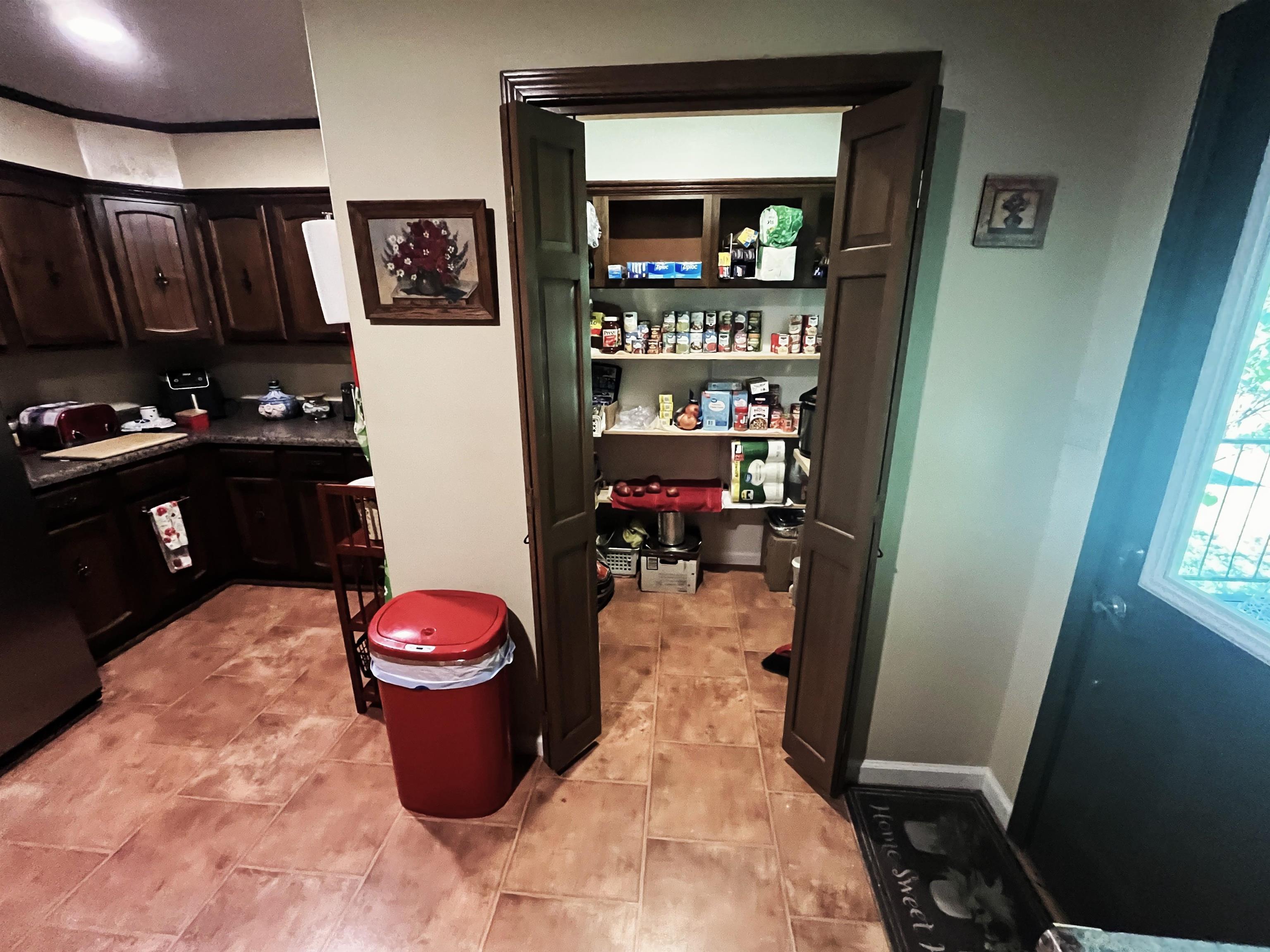 110 Emerald Lane Property Photo 18