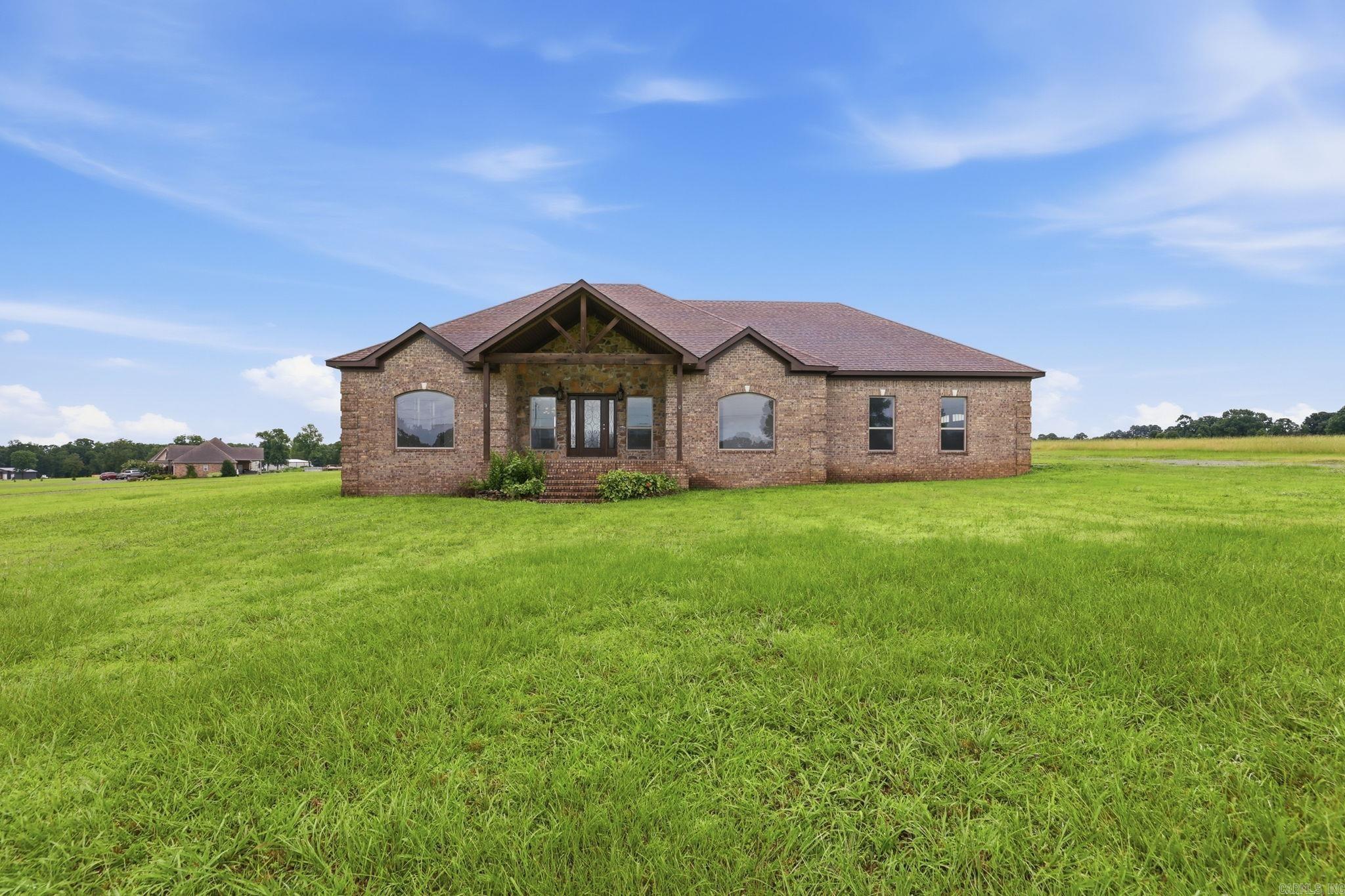 307 Copperas Springs Rd. Property Photo 2